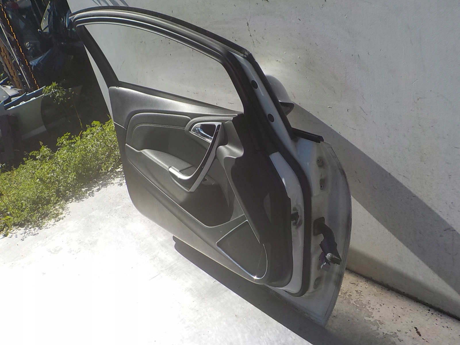 81 OPEL ASTRA IV J 3D Tür links vorne vorne