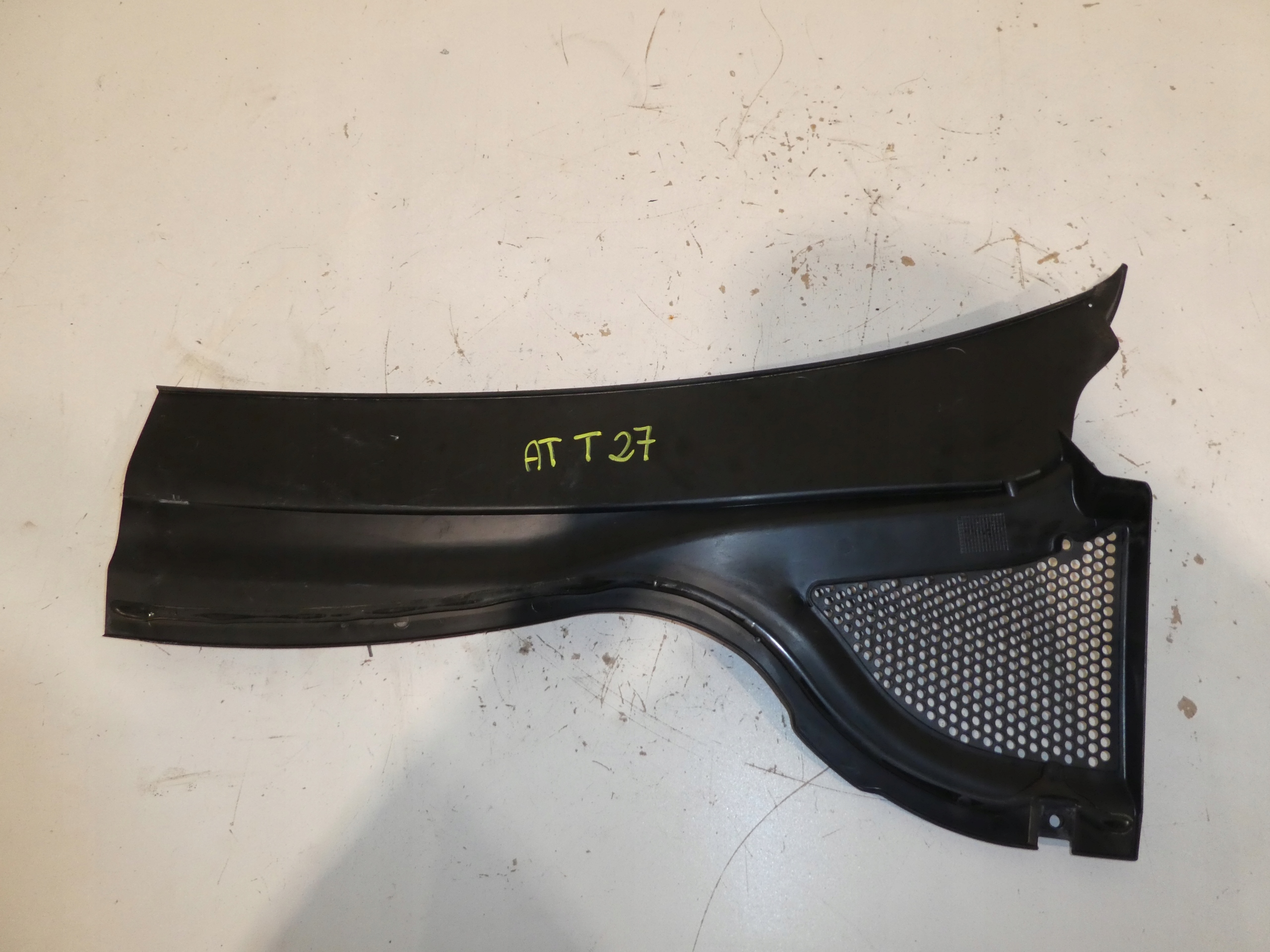 VW PASSAT CC torpedo right 3C8819404