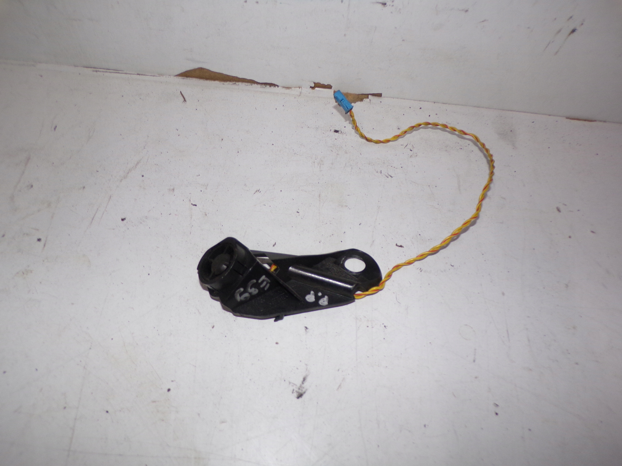 GŁOŚNIK WYSOKOTONOWY PRAWY PRZÓD BMW E39