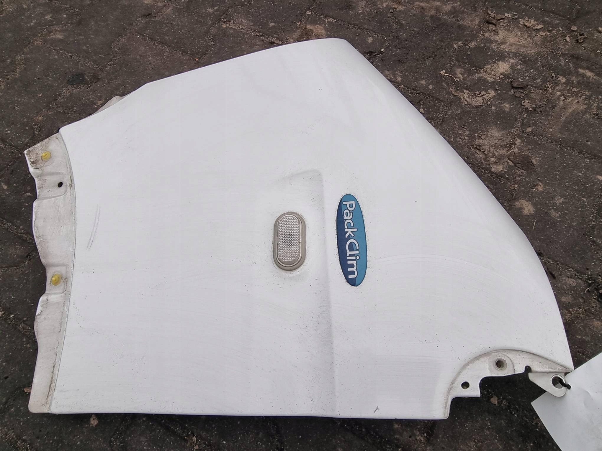 fender left front O389 RENAULT MASTER II LIFT
