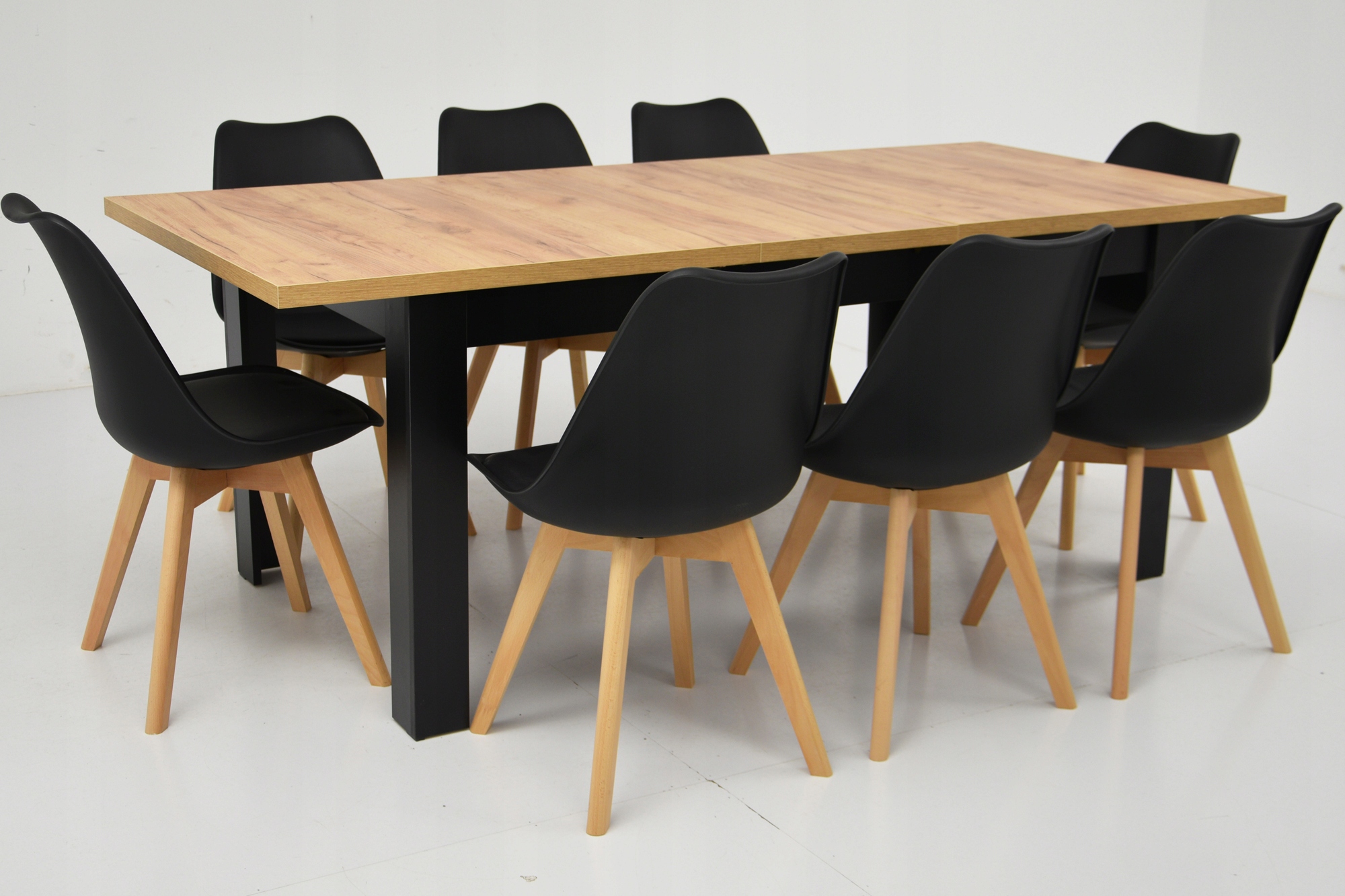 Rozkładany stół do JADALNI SALONU i 8 krzeseł LOFT Marka Grande Meble