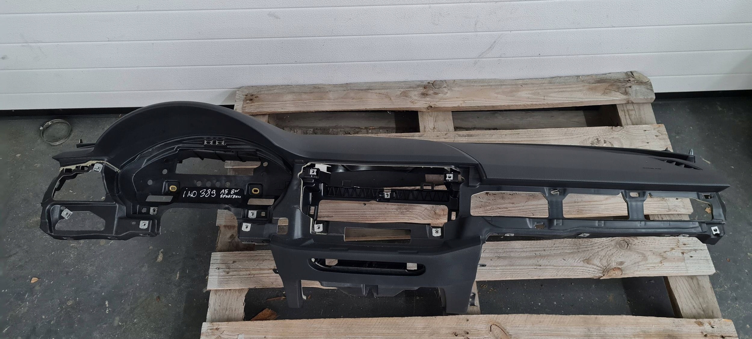 A5 8W S5 dashboard instrument panel console cockpit EU ORG 8W1857001K A4 B9 8W S4