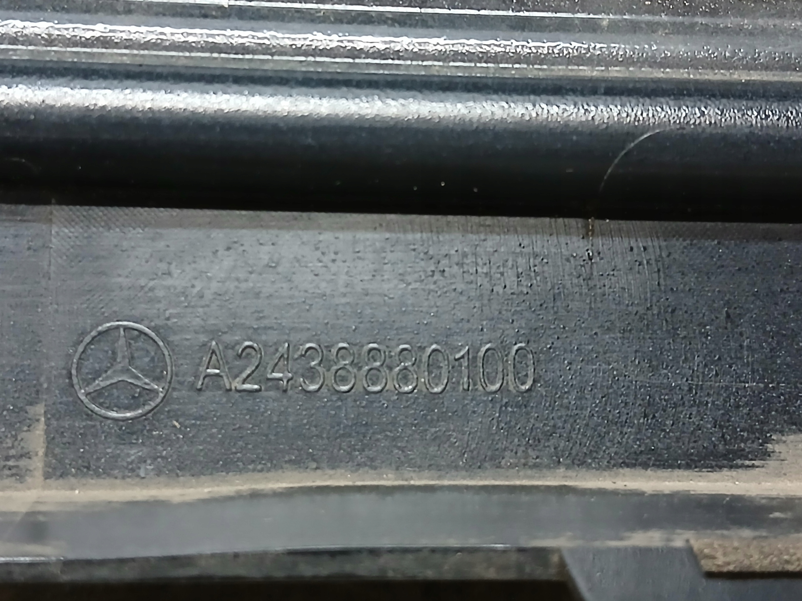 Grille MERCEDES EQB W243 A2438880100