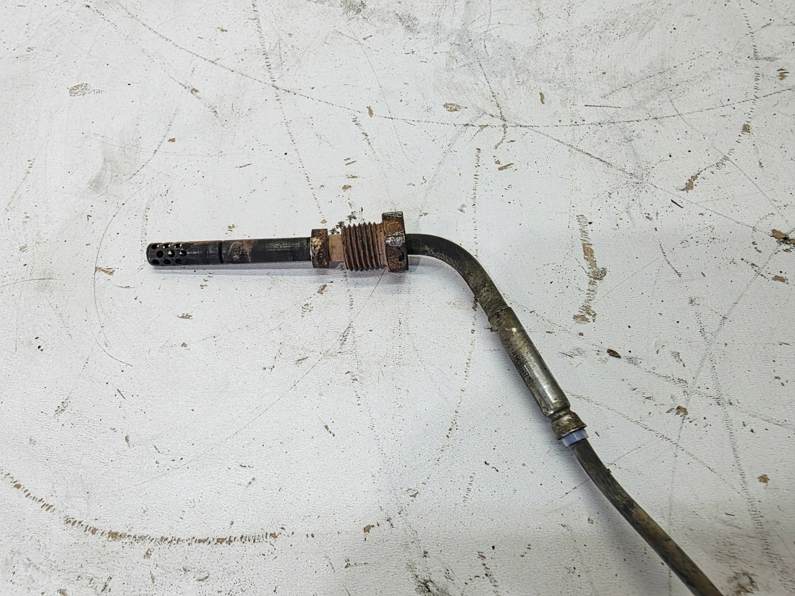 Sensor TEMPERATURY Gase AUDI A6 C6 Q7 4L 3.0 TDI 059906088S