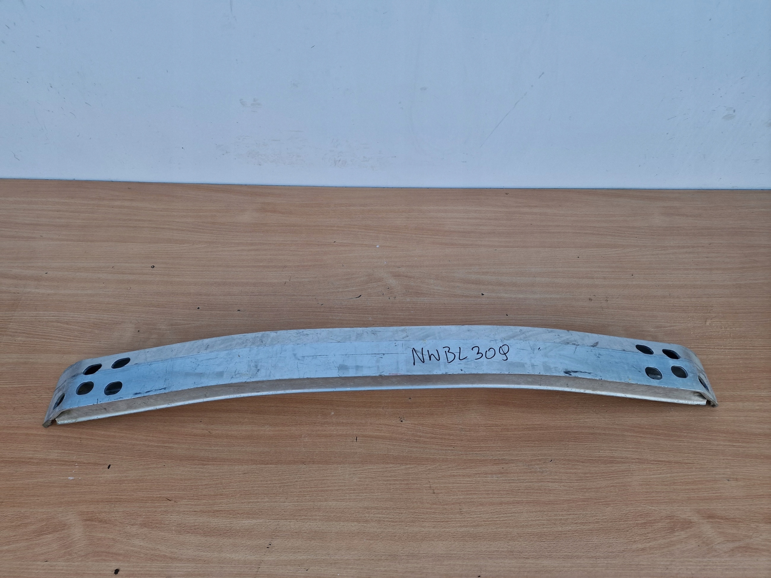 LEXUS NX NX200T bumper support rear part pillar