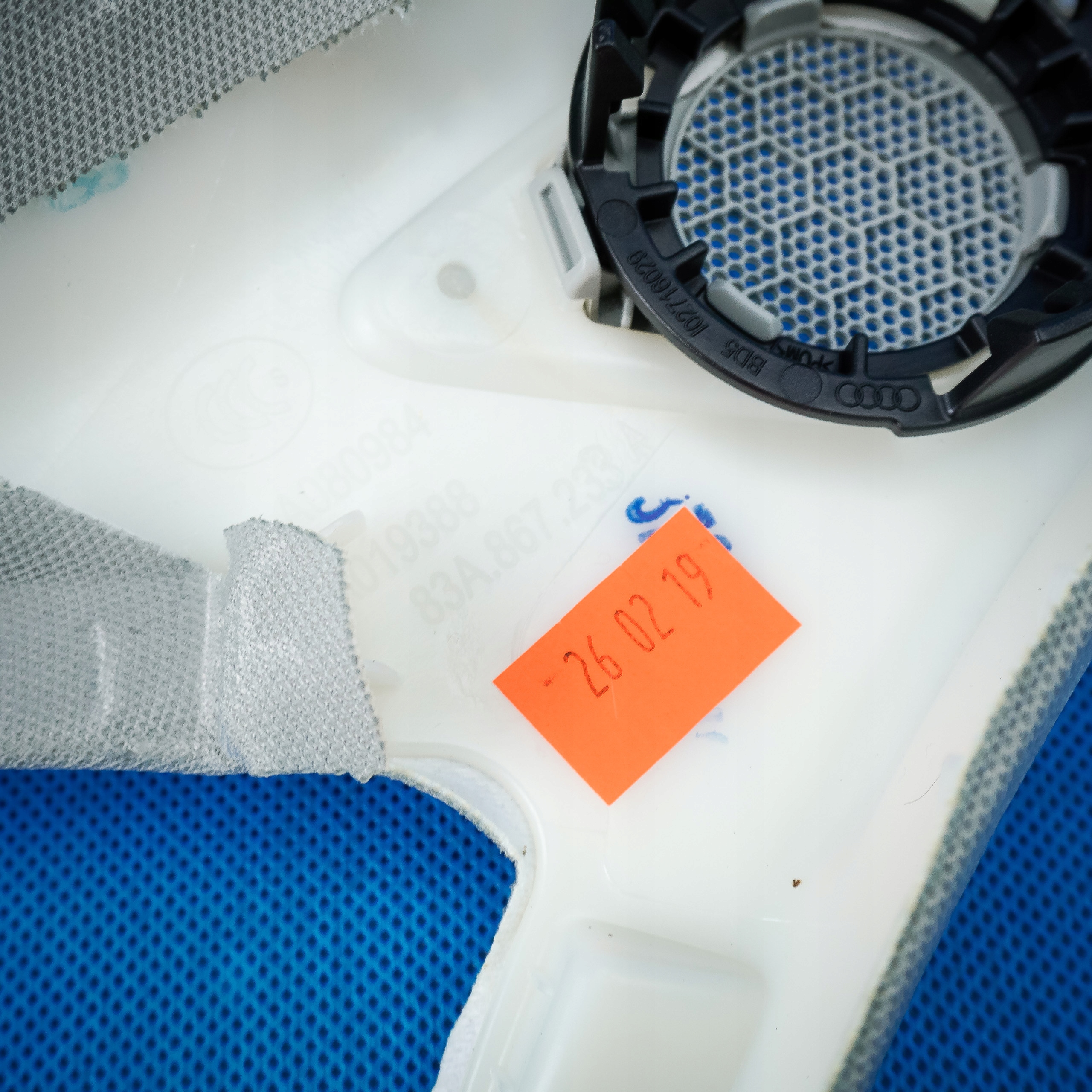 cover upholstery slupka A front left Audi Q3 83A 83A867233A MO1