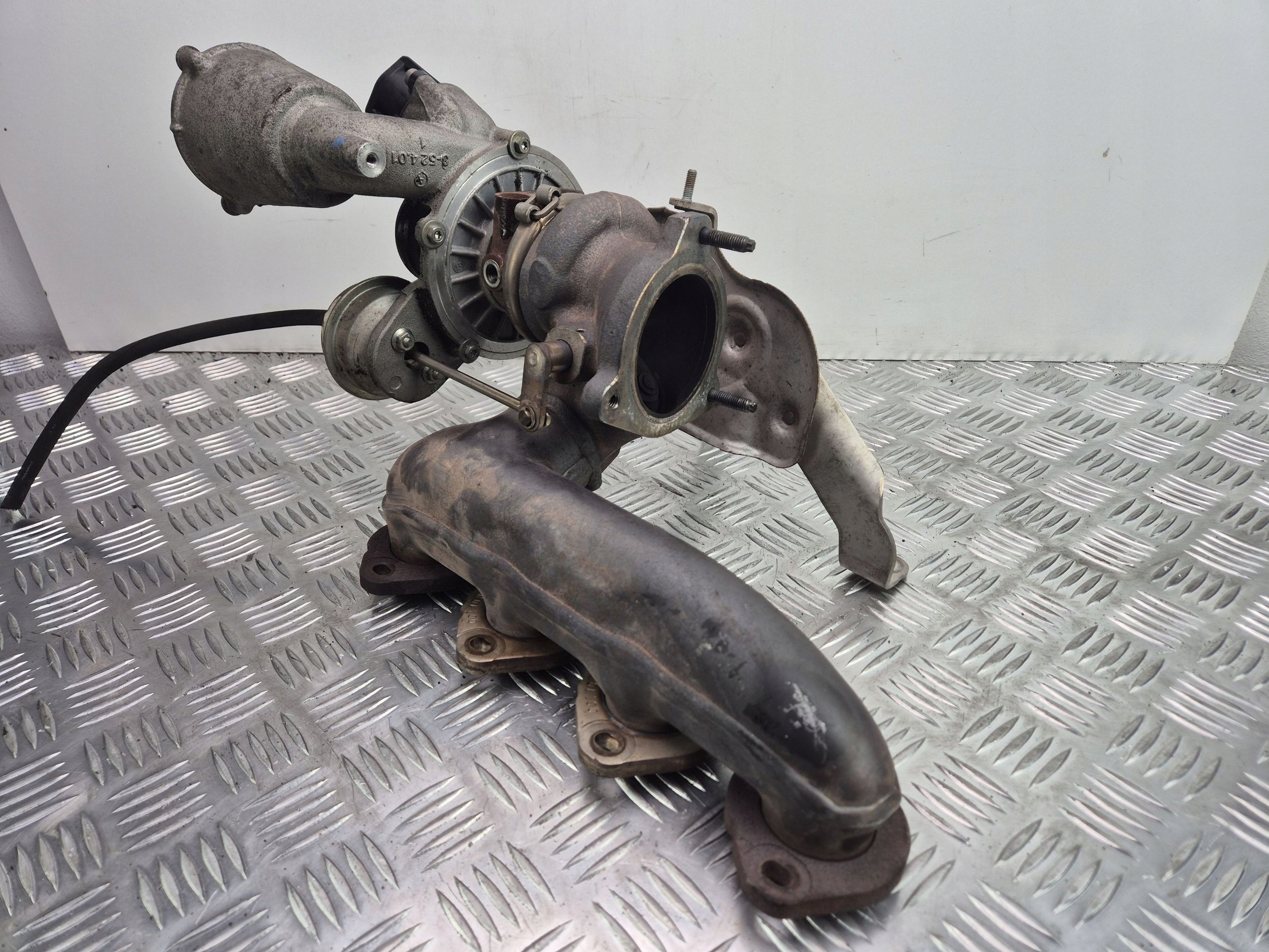 Mercedes C250 CGI W204 Turbo A2710903480