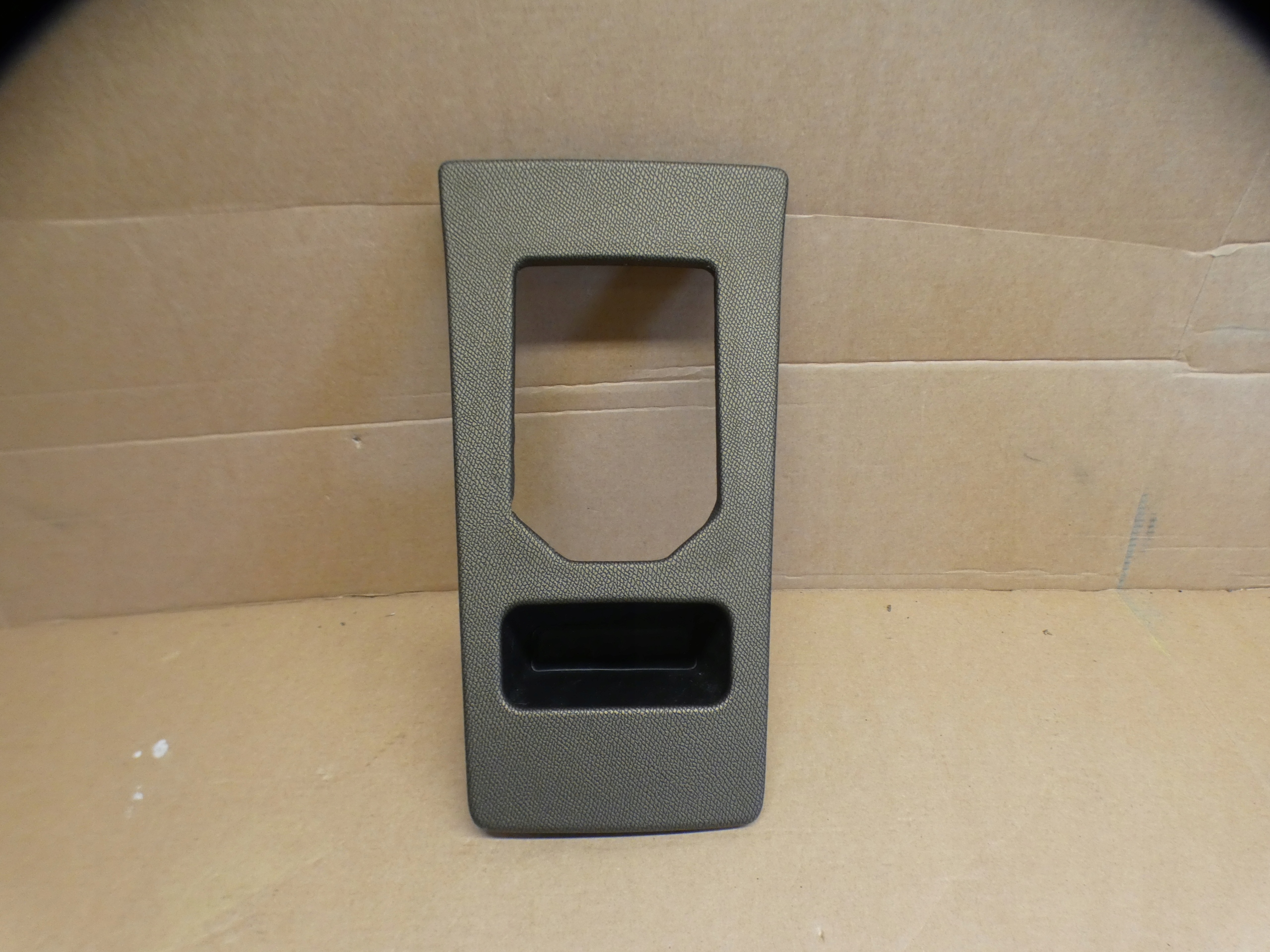 Citroen DS7 Crossback frame tunelu dekor 9821520977