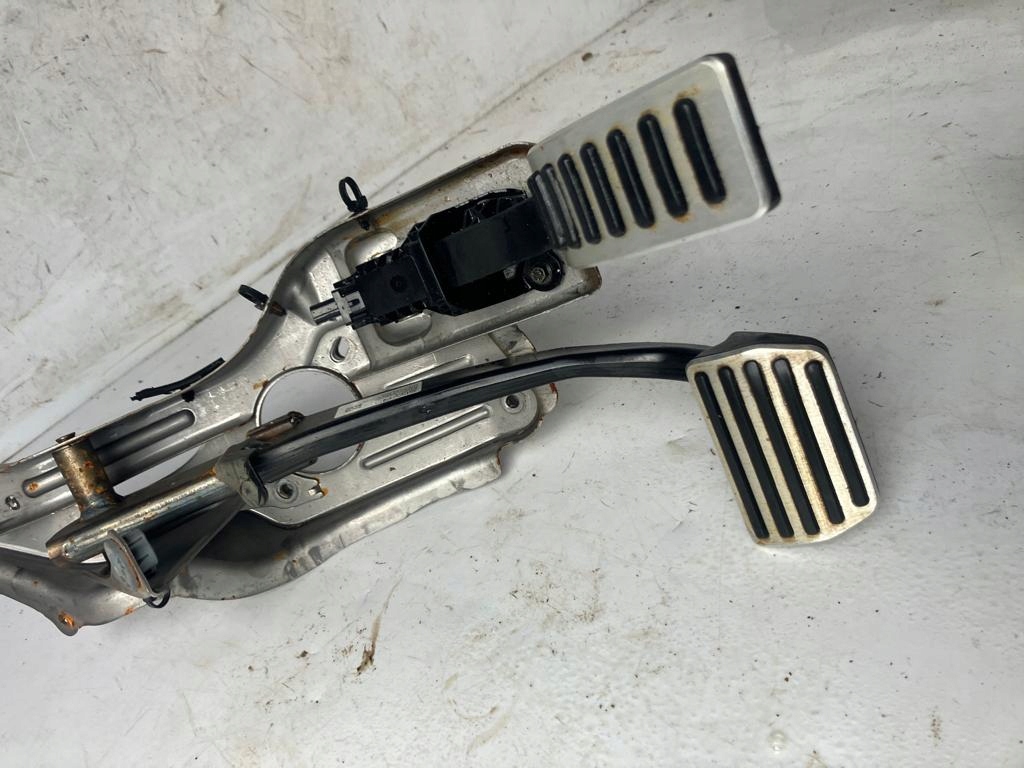 Gaspedal Bremse VOLVO XC40 AUTOMAT 32212364
