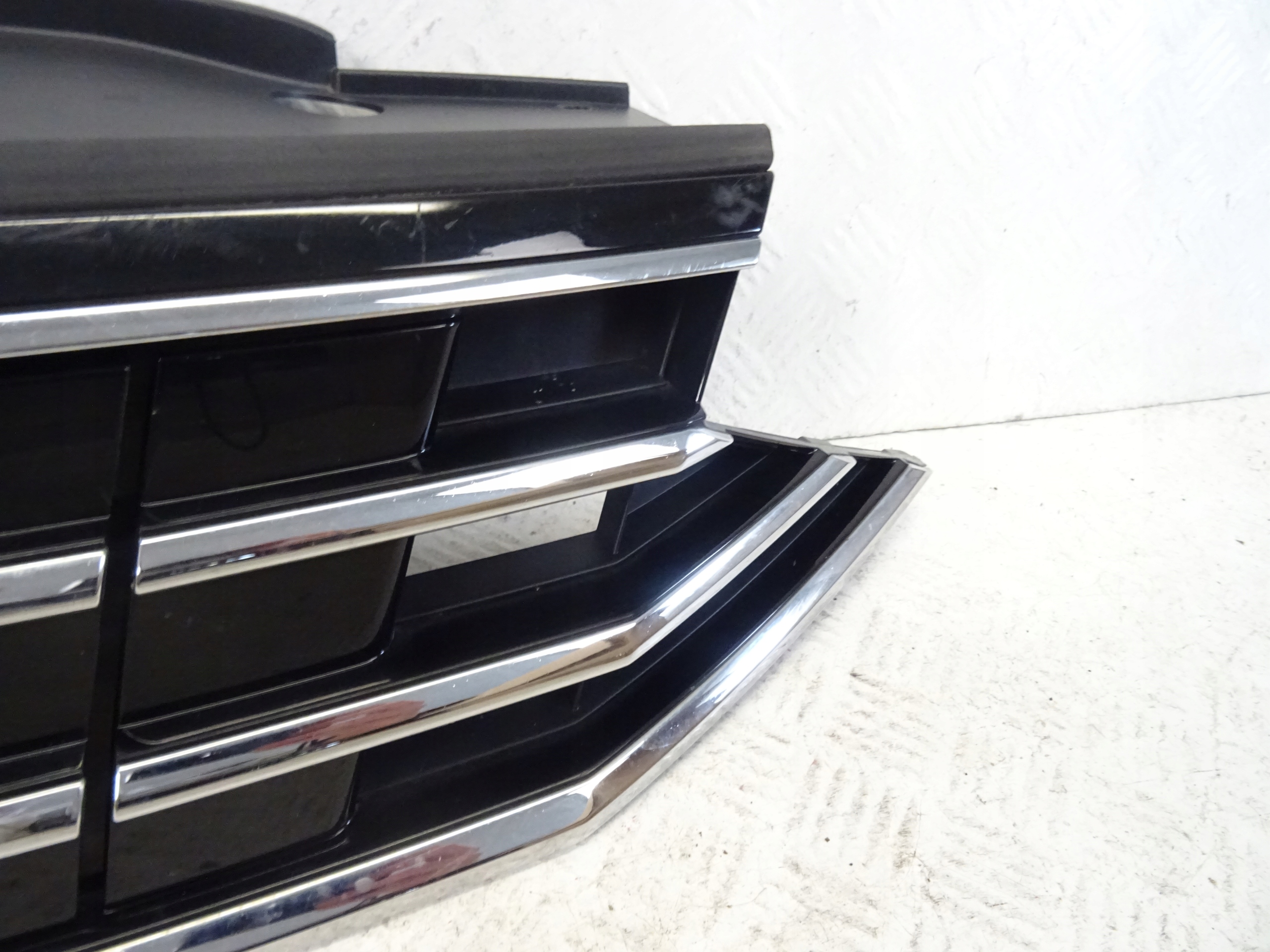 grill grille front front VOLKSWAGEN B8 GTE LIFT 3G0853653P