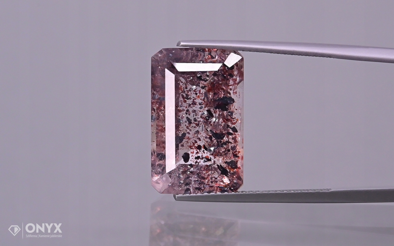 Jahodový křemen fazetovaný oktagon 18x11,5 mm