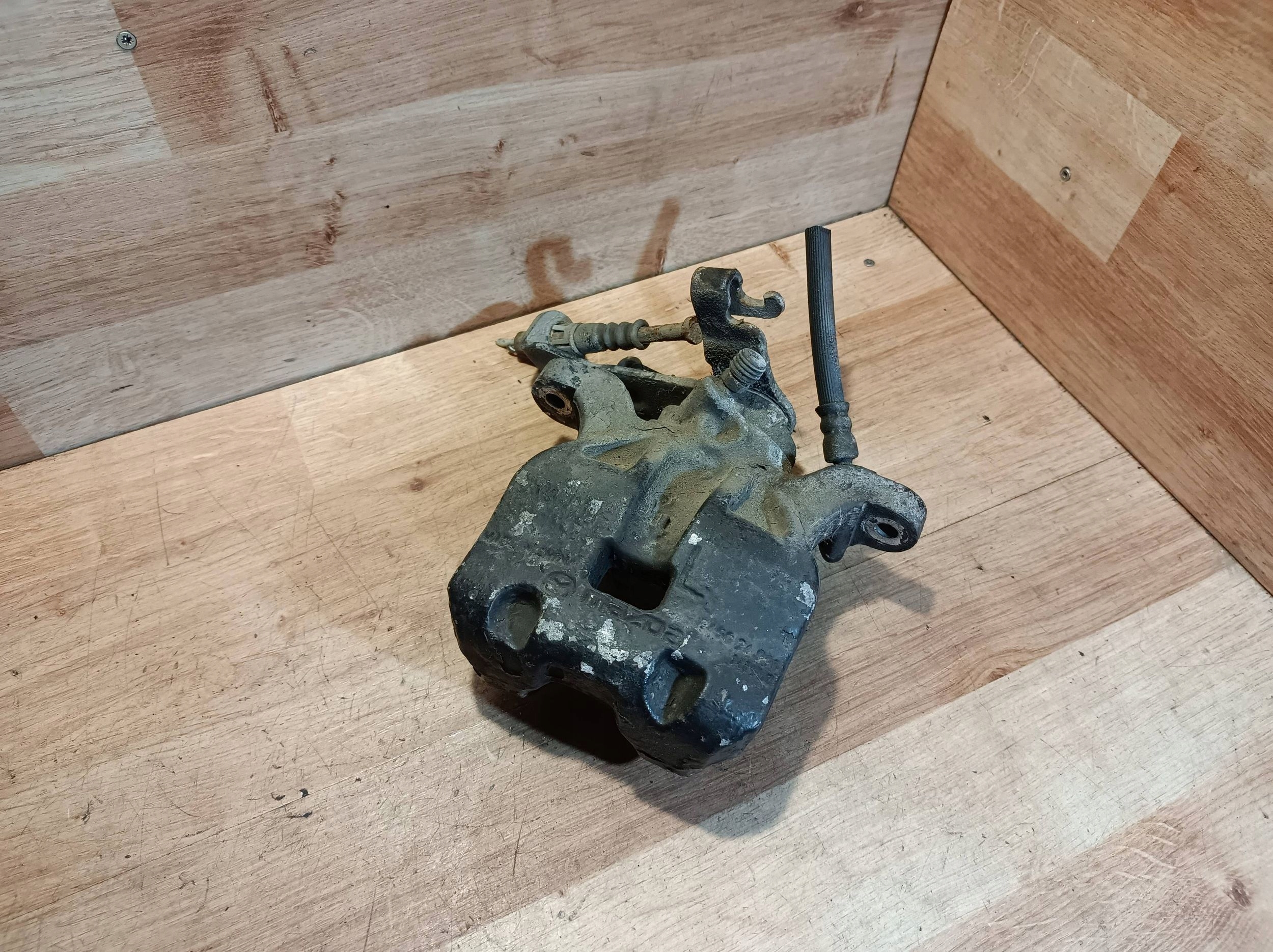 caliper brake rear left Mazda 6 GJ