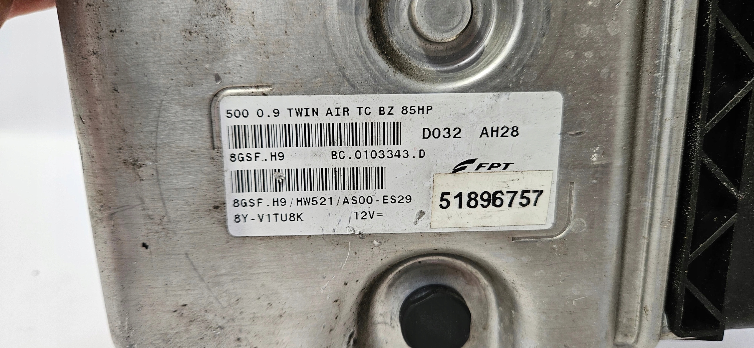 computer Motore ECU FIAT 500 0.9 51896757