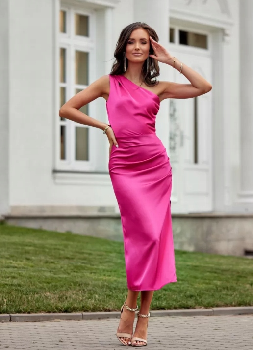 Celine – saténová midi šaty na jedno rameno amarantová 38