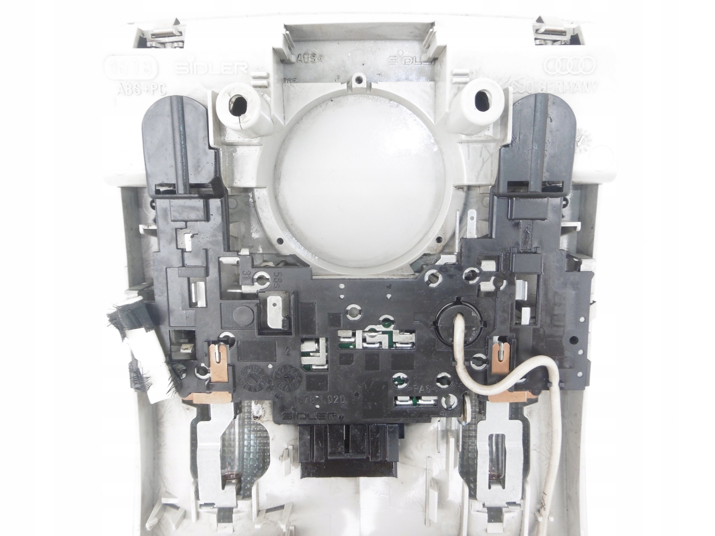 FANALE SWIATELKO CIELO INTERNO AUDI A3 8P