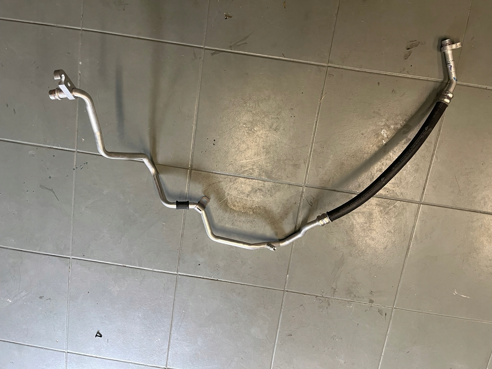 RURKA PRZEWÓD KLIMATYZACJI NISSAN JUKE I F15 2018 92480HM00C 1,6 16V