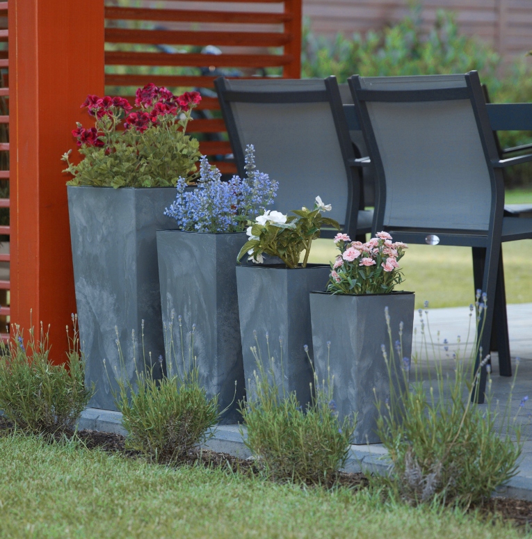 DONICZKI Z WKŁADEM DO OGRODU BALKONOWE ZESTAW DONICZEK X3 BETONOWA IMITACJA Kształt kwadratowy