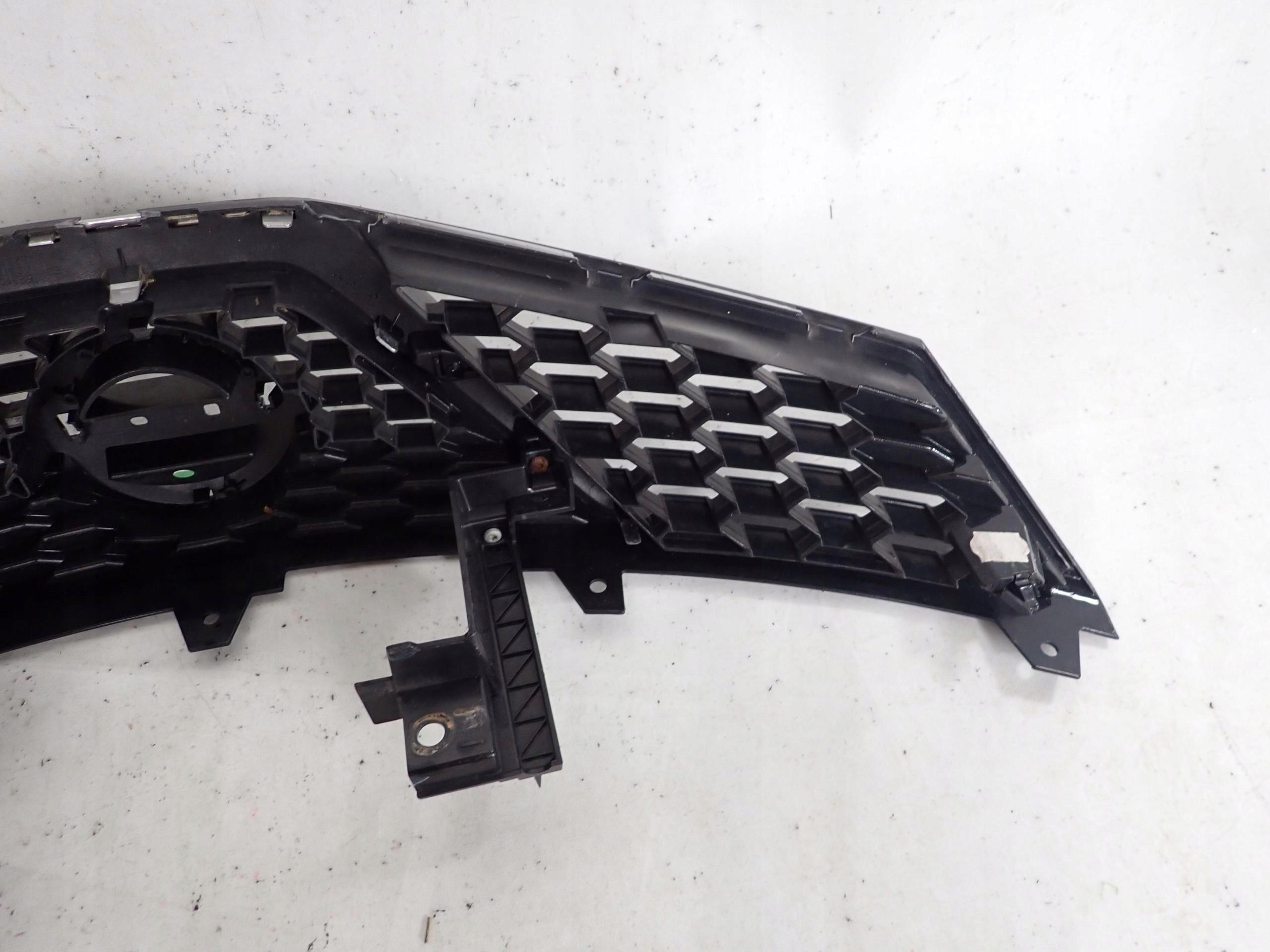 NISSAN PULSAR 14- grill grille radiator