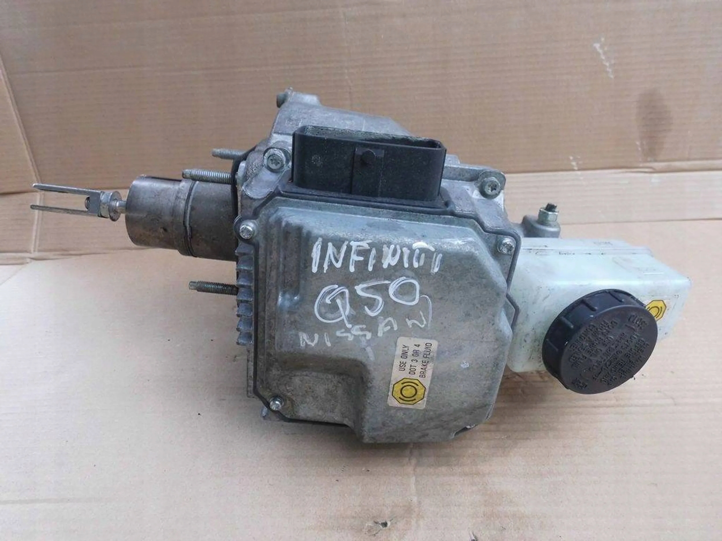 Infiniti Q50 3.5 servo Servofreno 4GH5A