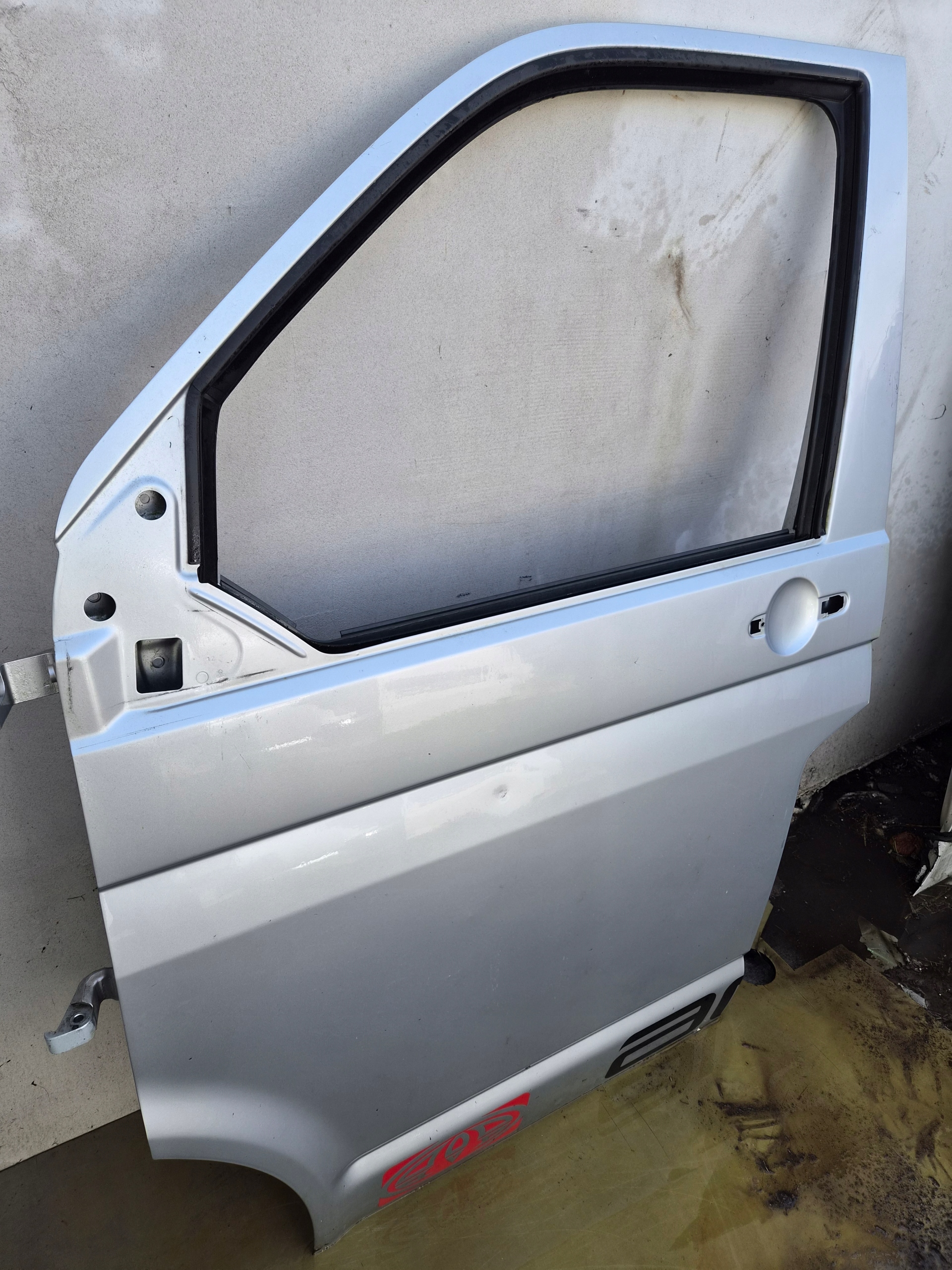 door front left VW T5 T5 LIFT front kierowca/ driver´s silver
