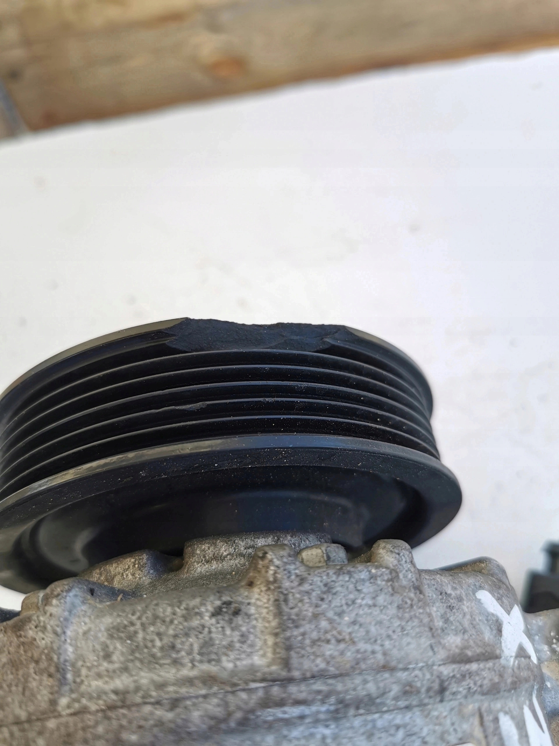 VW TOUAREG 3.0TDI 7P0820803D 447150-2412 compressor;
