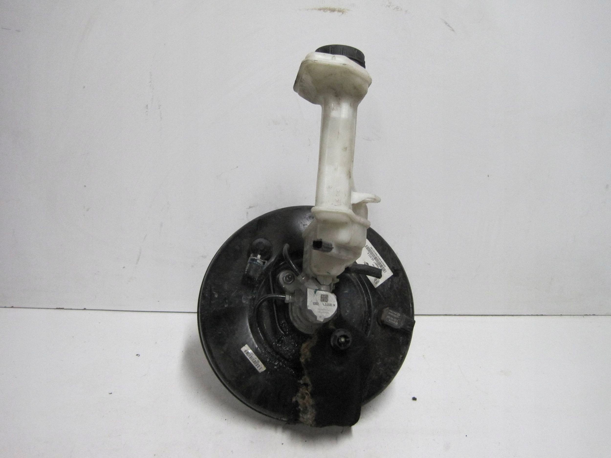 servo bremsen NISSAN QASHQAI J11 46007-4EH2A