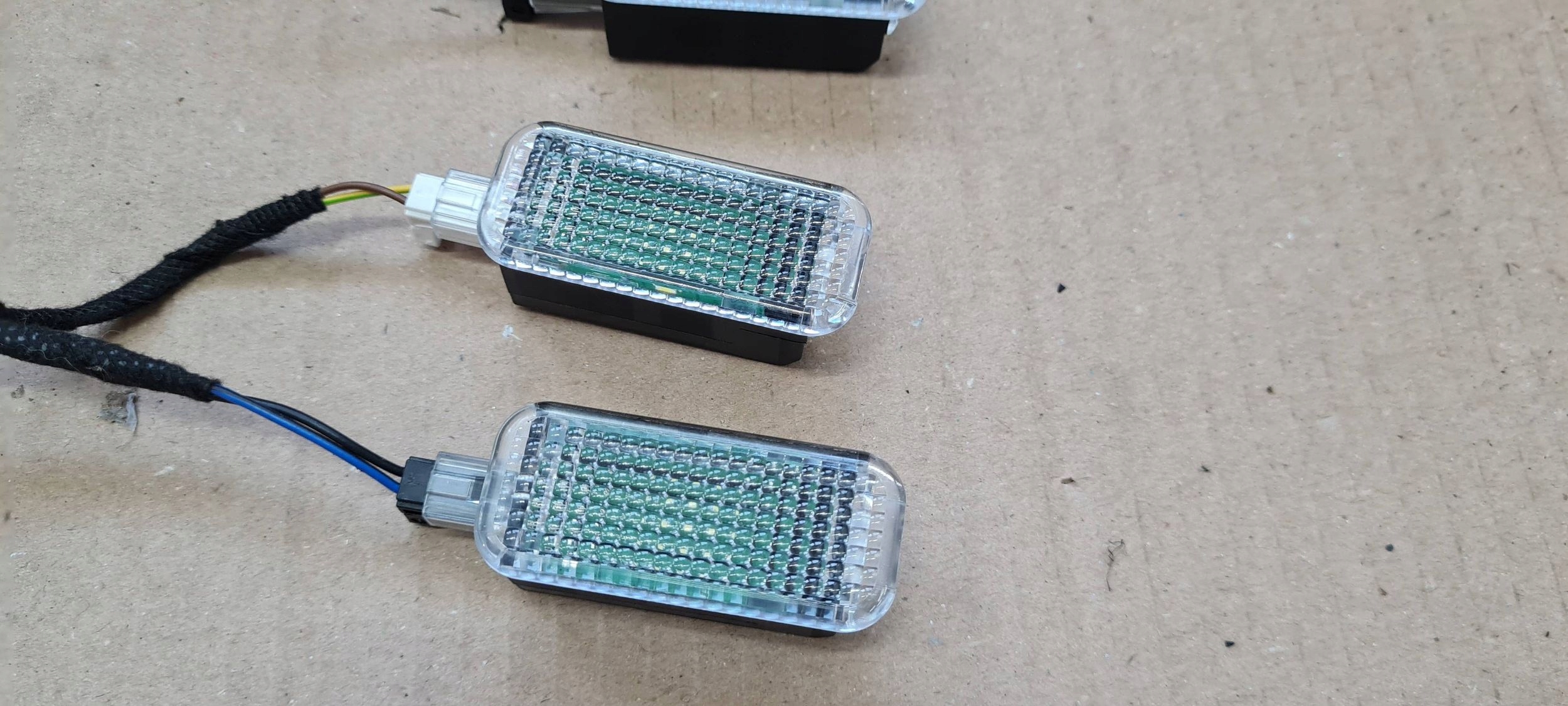 A7 C8 4K Dioden LED Tür KOSTKA A4 B8 B9 A6 C7 A5 A7 Q7 4X 4E0947415 A6 C8
