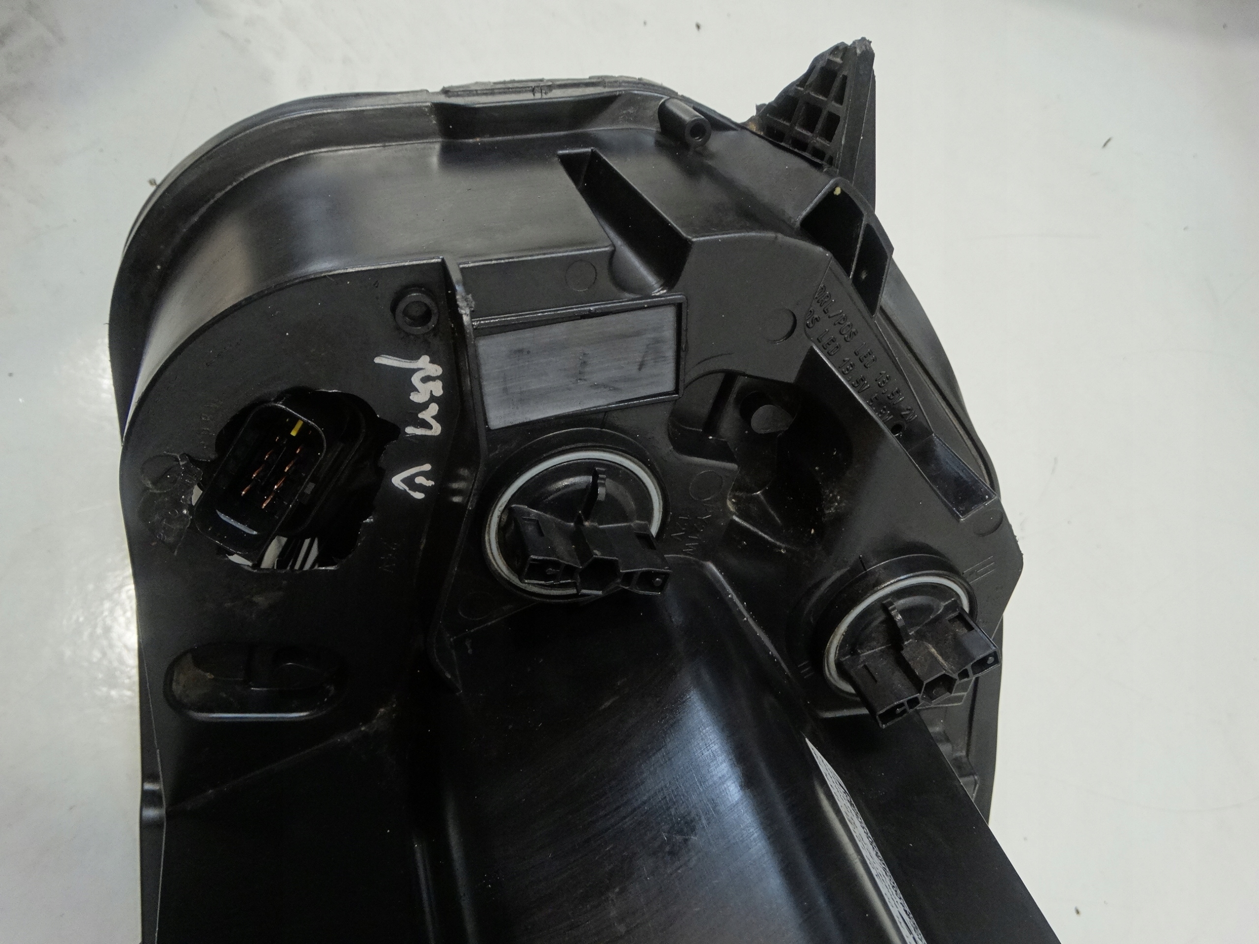 light REFLEKTOR right front TOYOTA PROACE II 16-21R. 9808581180