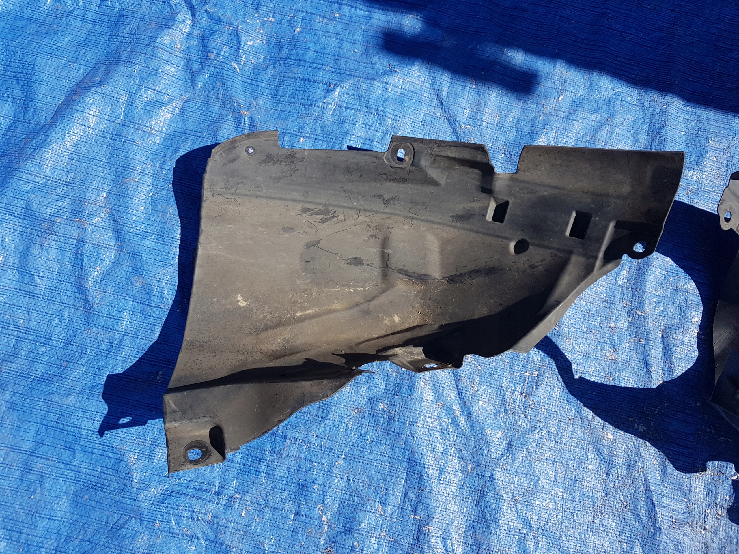 mudguard left front complete RENAULT ZOE II 638455696R 638430739R