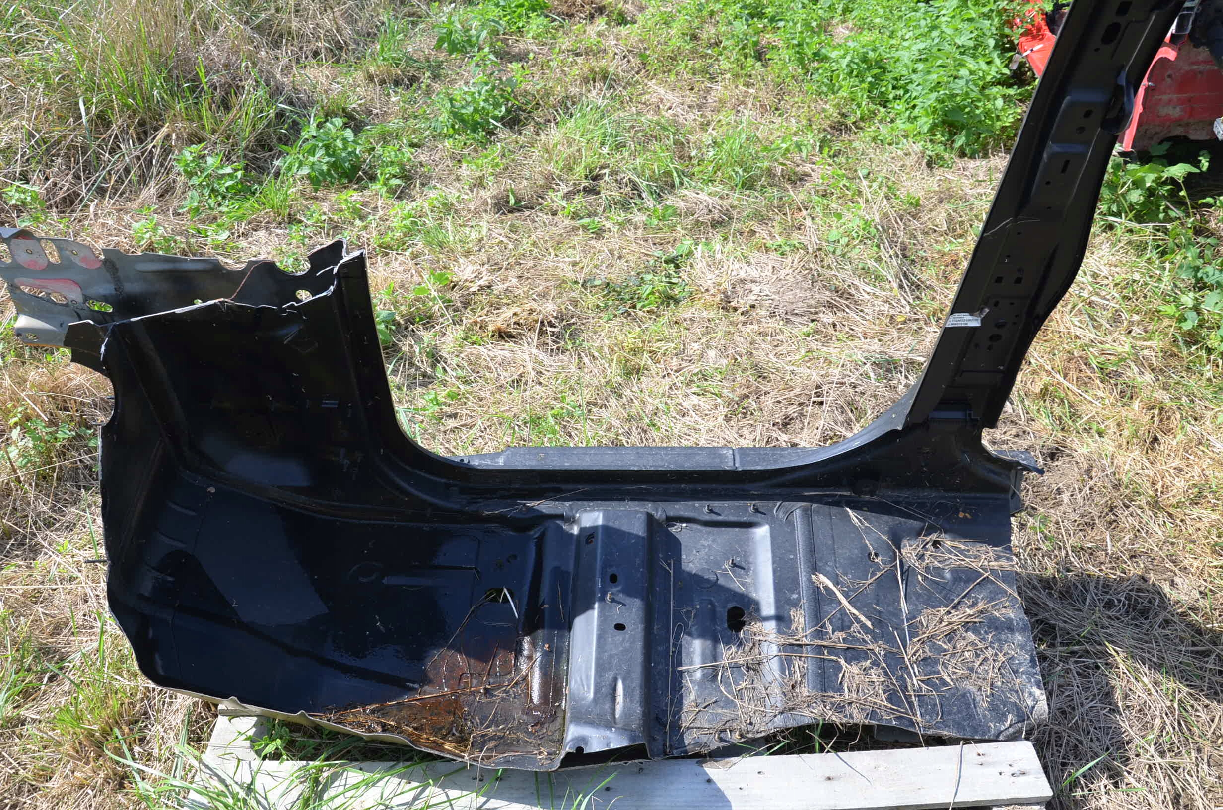 ПРАВА ЧВЕРТЬ СТІЙКИ JEEP WRANGLER JL 2D / 4D