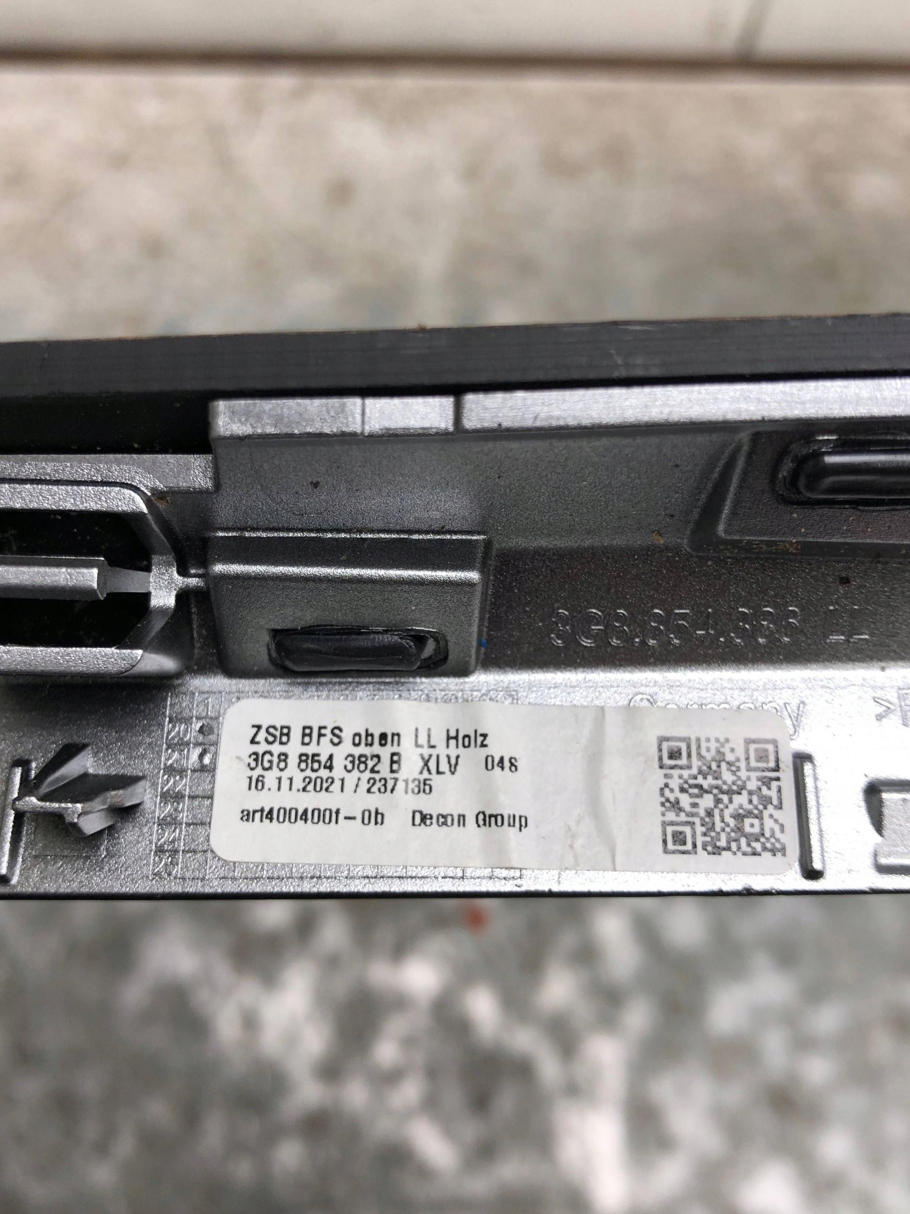 moulage DEKOR console XLV VW ARTEON 3G8854382B