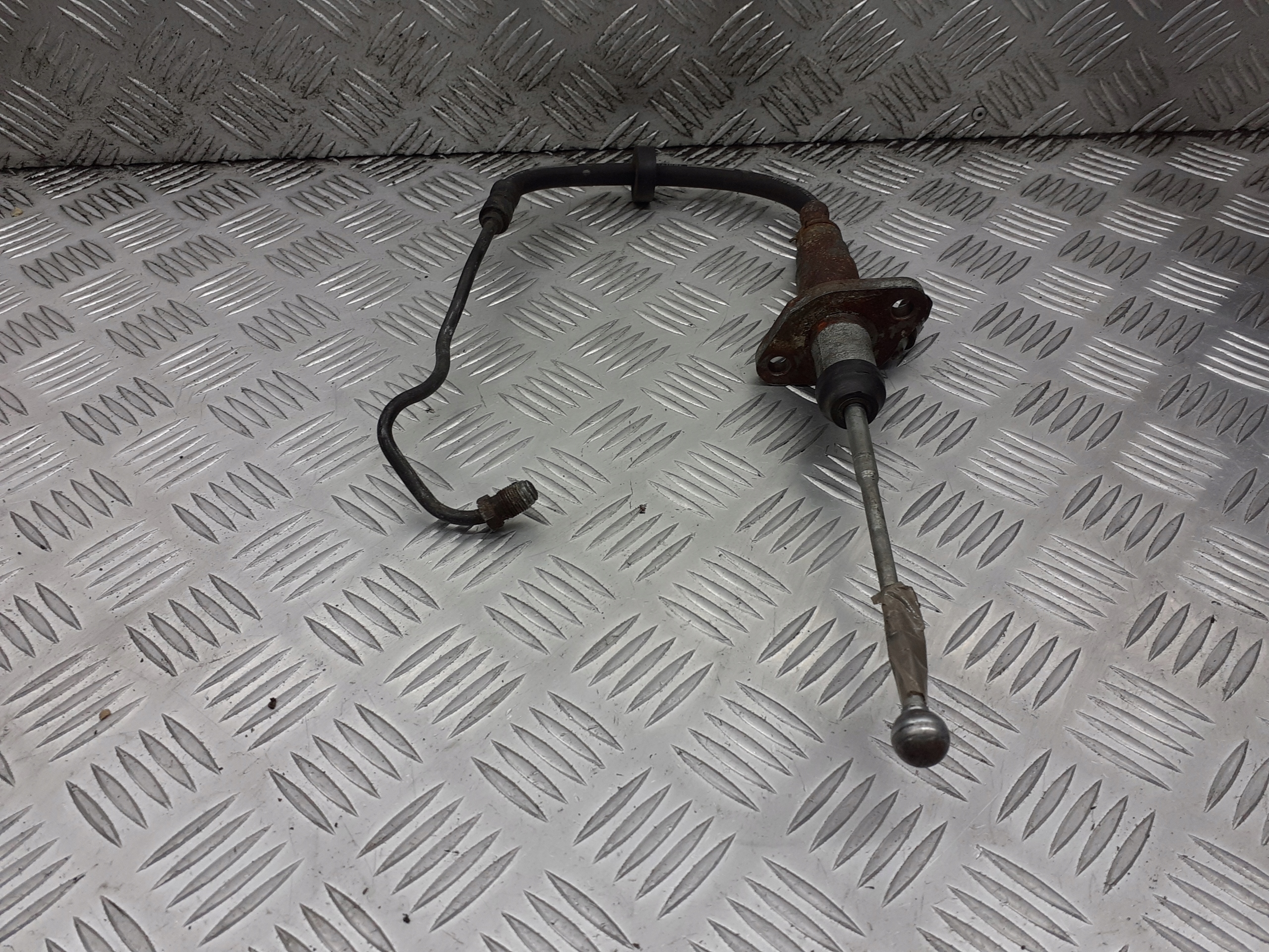 POMPKA SPRZĘGŁA ALFA ROMEO 147 1.9 JTD Producent części Alfa Romeo OE