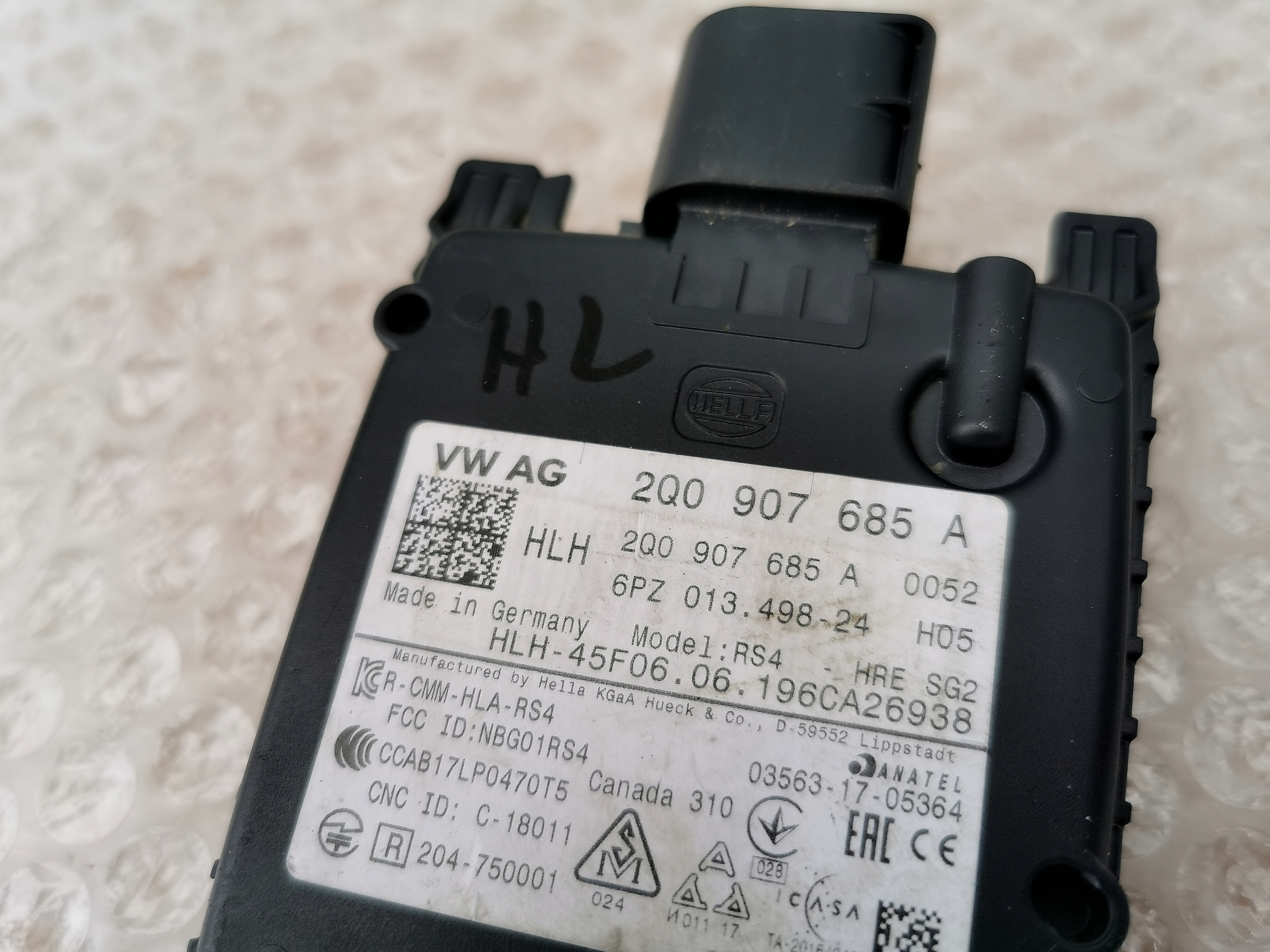 VW AUDI SEAT SKODA 2Q0 MODUŁ RADAR ASYSTENT ZMIANY PASA RUCHU 2Q0907685A Producent części Volkswagen OE