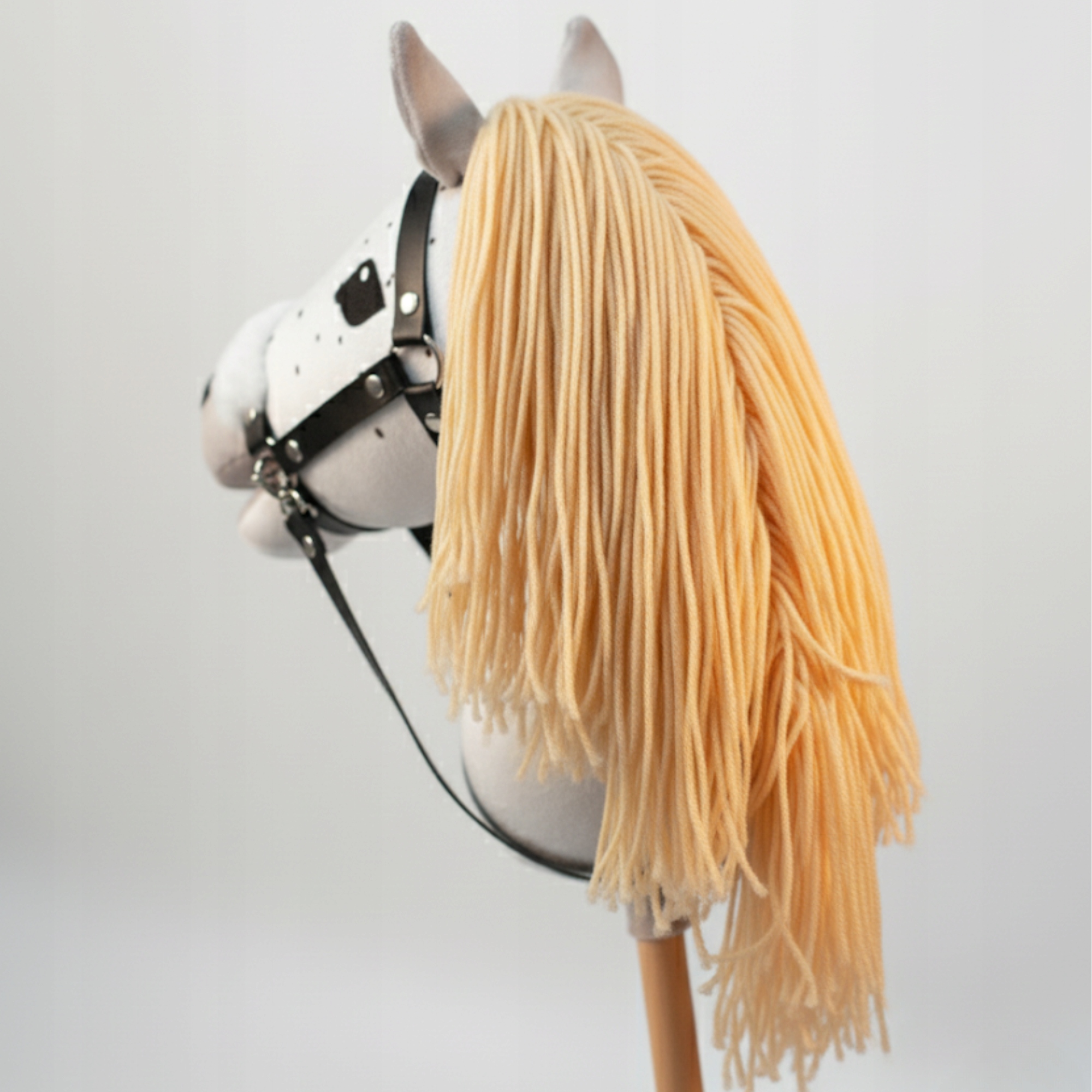 LÓ BOT HOBBI HORSE A4 LÓ SÖRÉNY LÓ FEJ FÉSŰ AJÁNDÉK DOBOZ Modell Hobby Horse