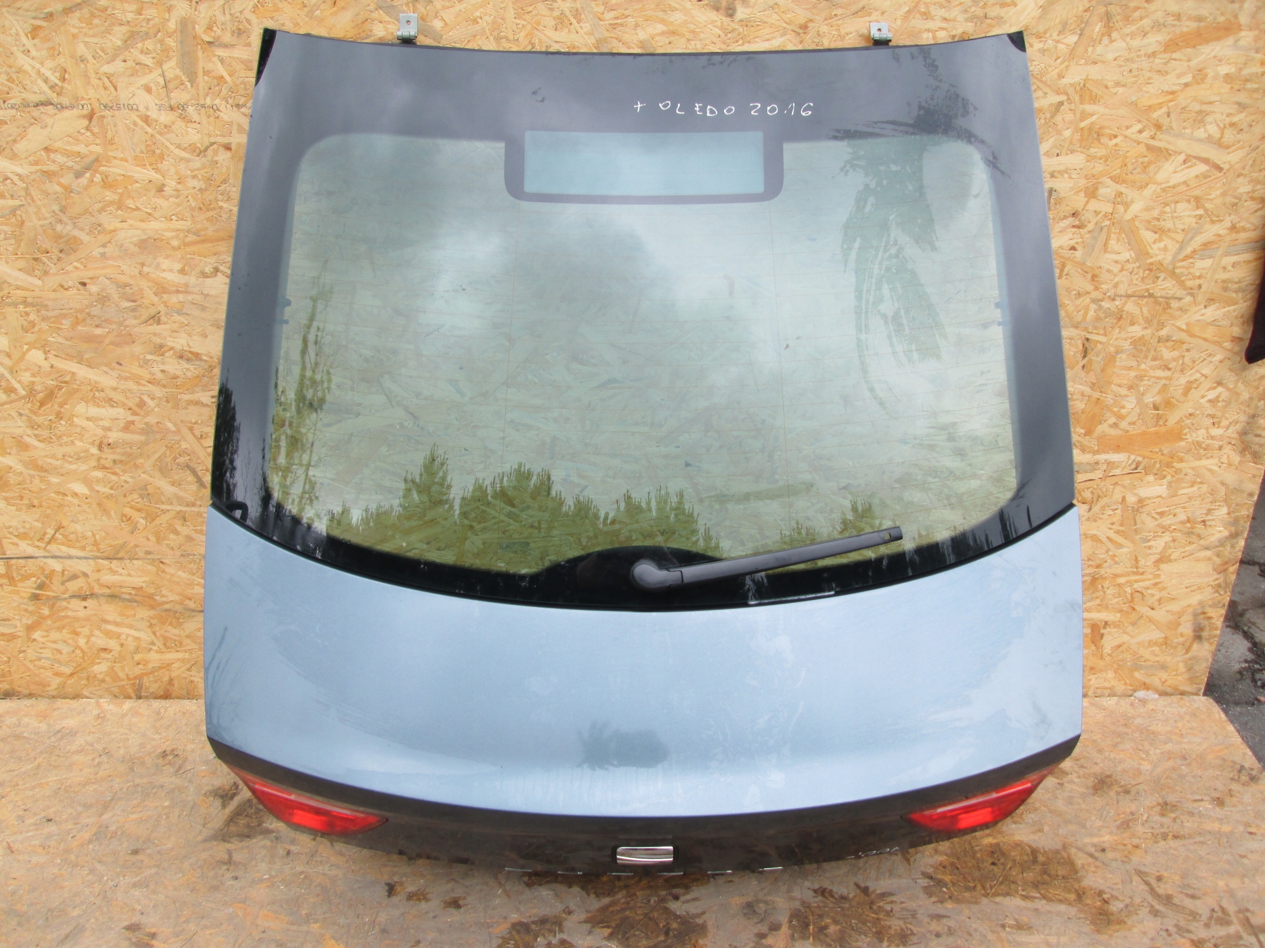 Klapa tył Seat Toledo IV