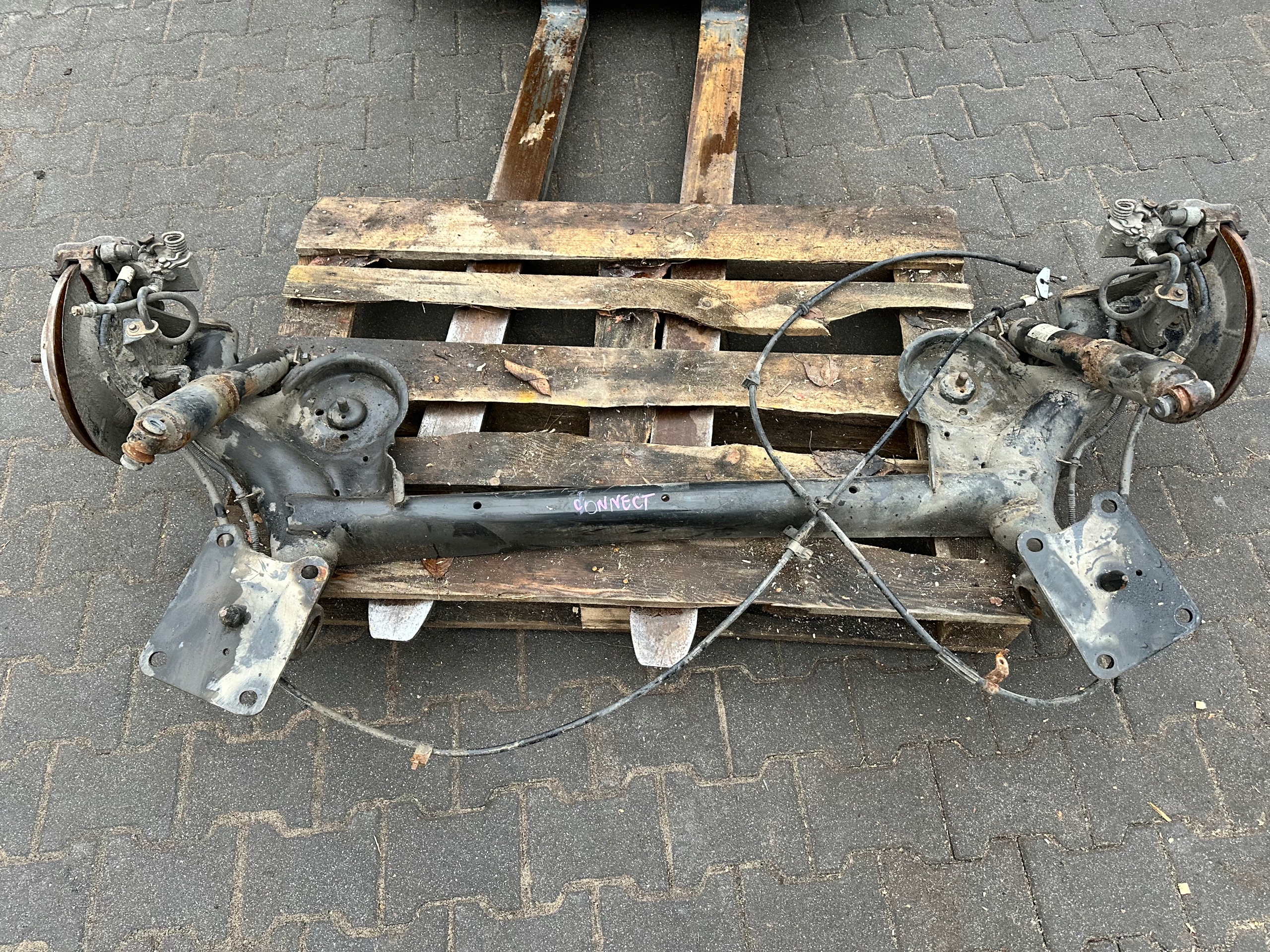 CONNECT MK2 LIFT ZAWIESZENIE TYLNE BELKA ZWROTNICA 1,5
