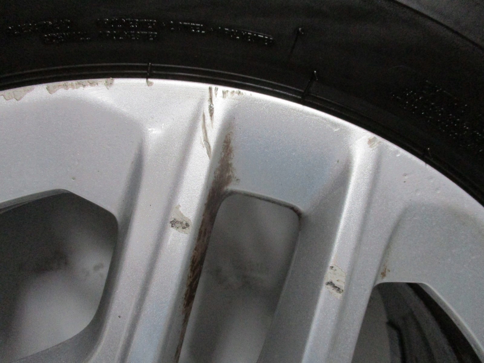 wheels discs tyres Jeep Compass R16 M+S 5MM