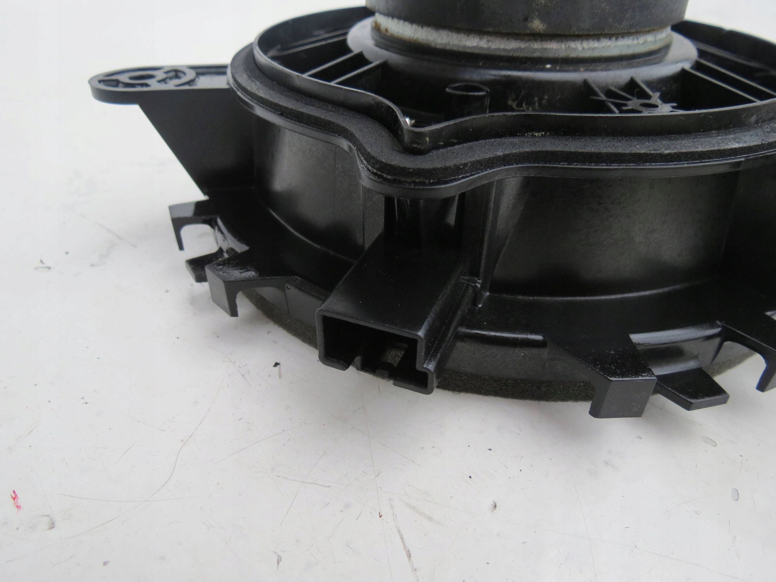 speaker front VOLVO V70 lll 3.2 B R6 243 KM 07-16r 30657445