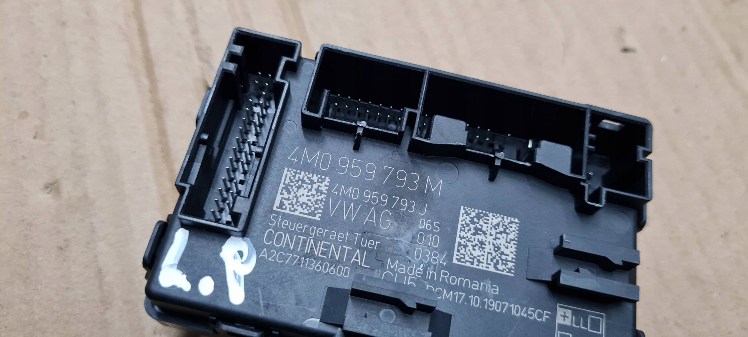 A5 8W S5 module control unit door front 4M0959793M A4 B9 8W S4