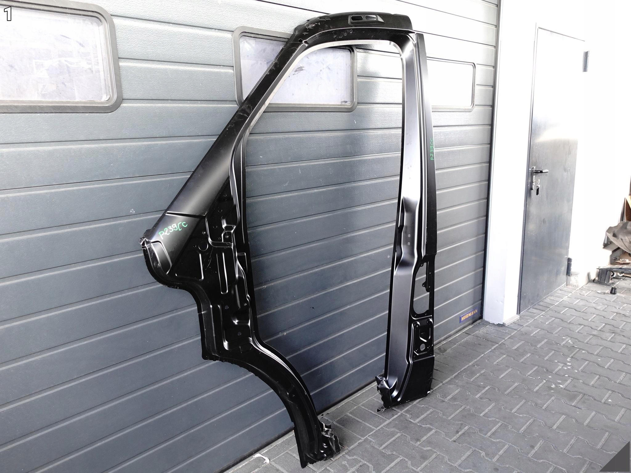 MERCEDES SPRINTER (III GEN) W910 W907 2018- door pillar A+B side left