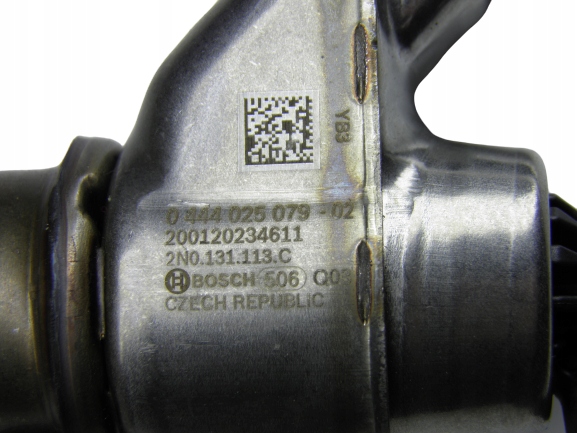 WTRYSKIWACZ ADBLUE 0444025079 2N0131113C ORYGINAŁ Producent części Bosch