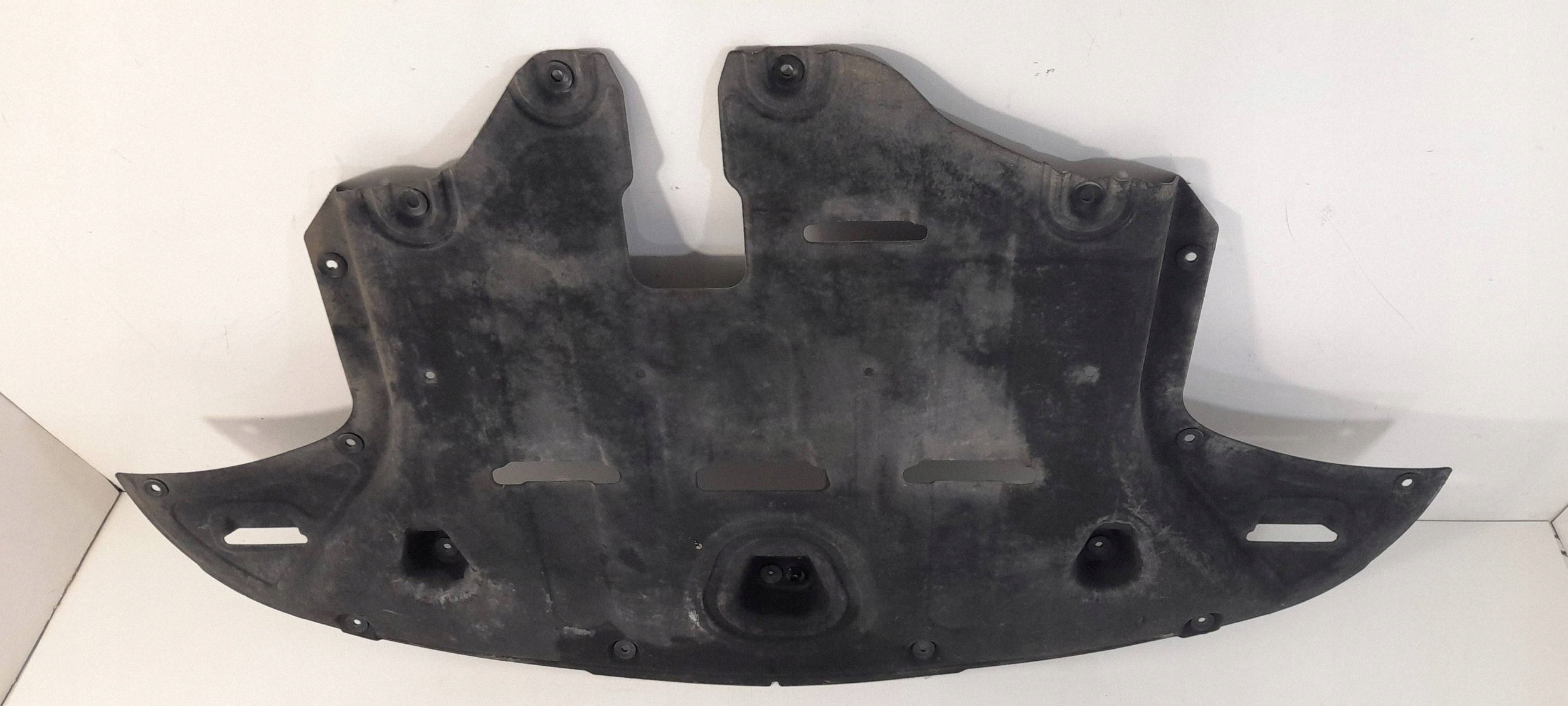 Hyundai Tucson TL cover below engine (PL479)
