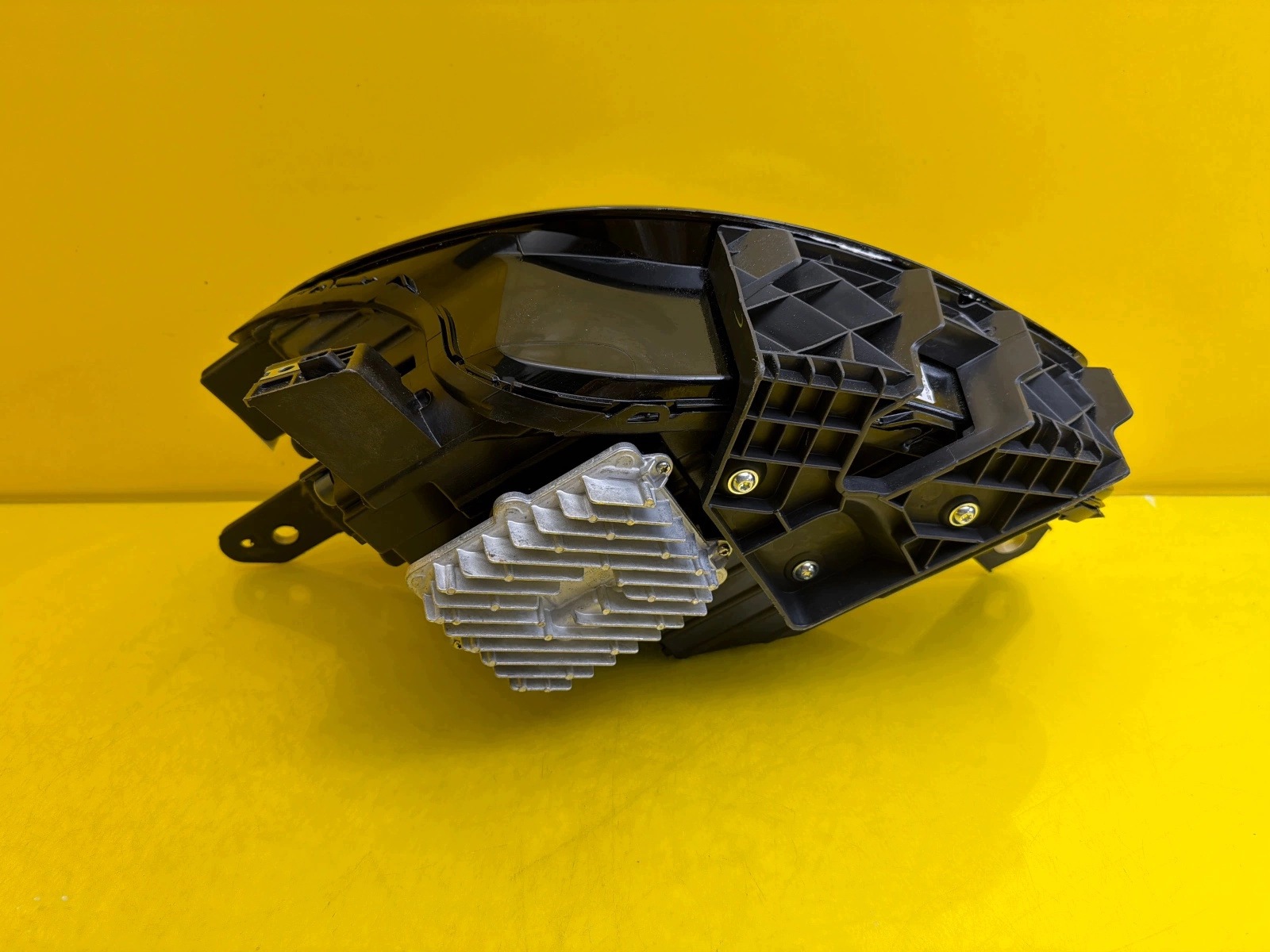 light right Maserati Grecale M182 22- Full Led Black 06703540670