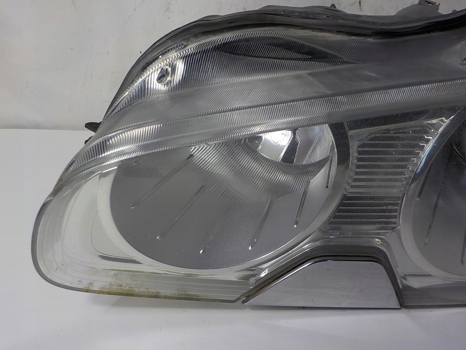 JAGUAR XF X250 XENON light left front front UK
