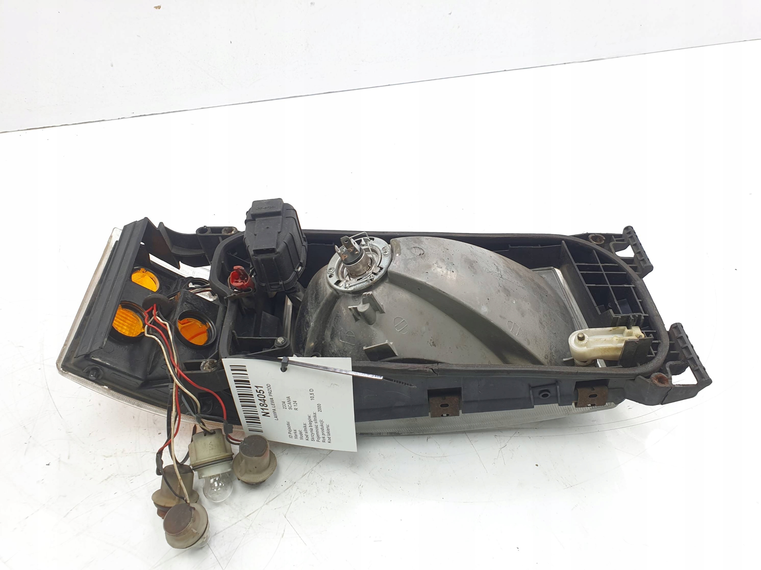 light left front SCANIA R 124