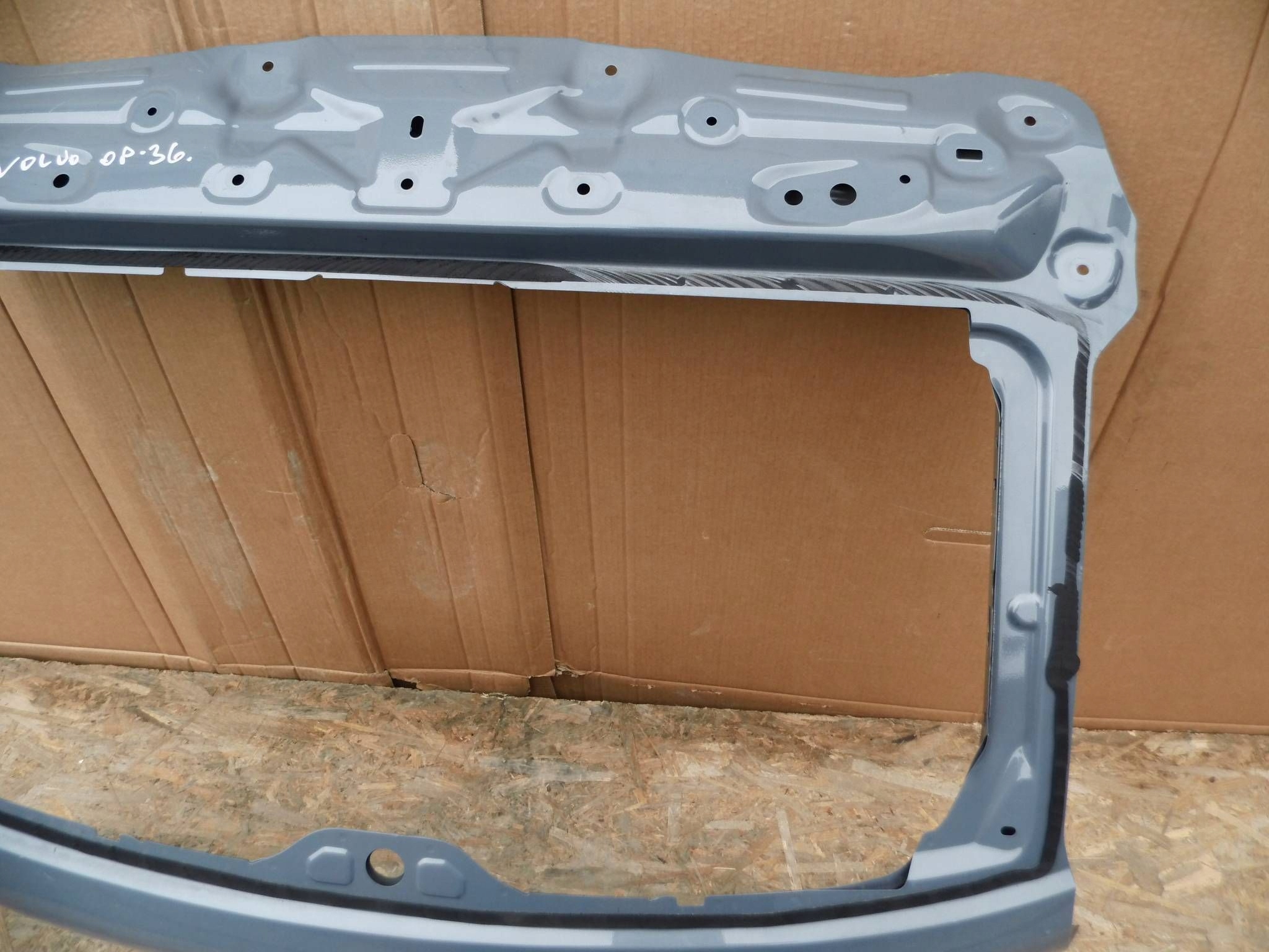Volvo XC40 and 2017-2025 boot doors rear part 32357927