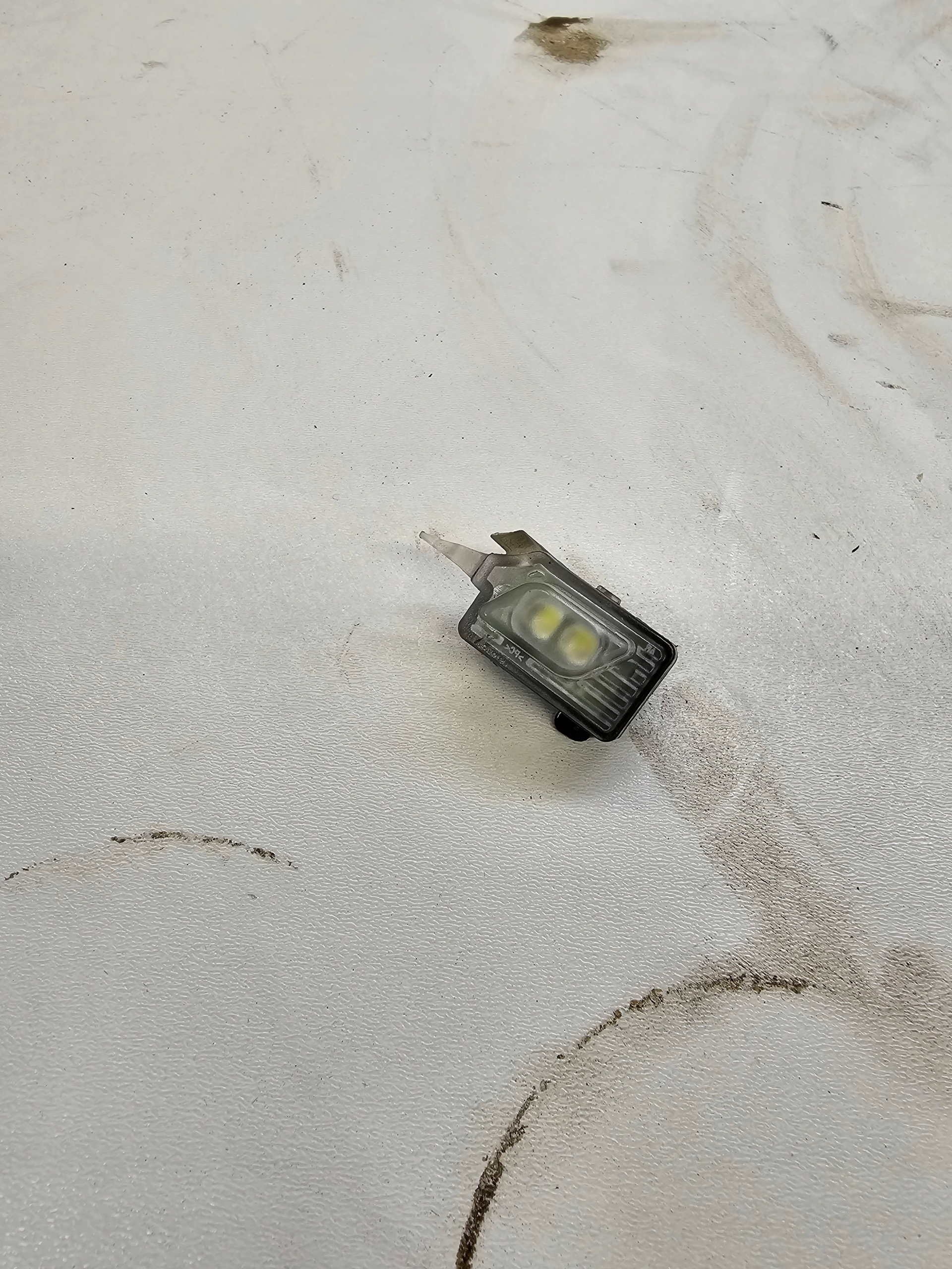light PROJEKTOR LED handles AUDI A4 A5 8W0947134