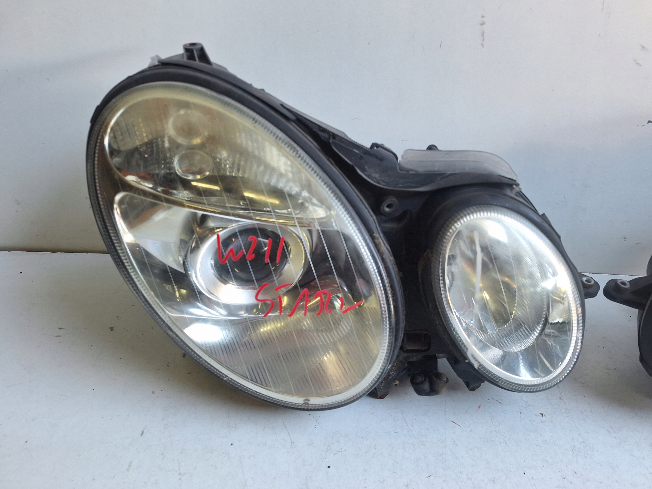MERCEDES E-KLASA W211 02-06 light left XENON UK
