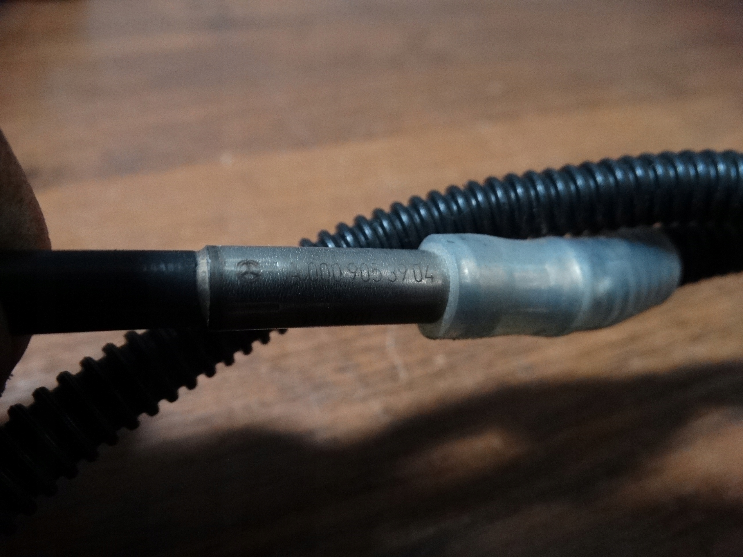 SENSOR TEMPERATURY GASE MERCEDES W167 W205 1