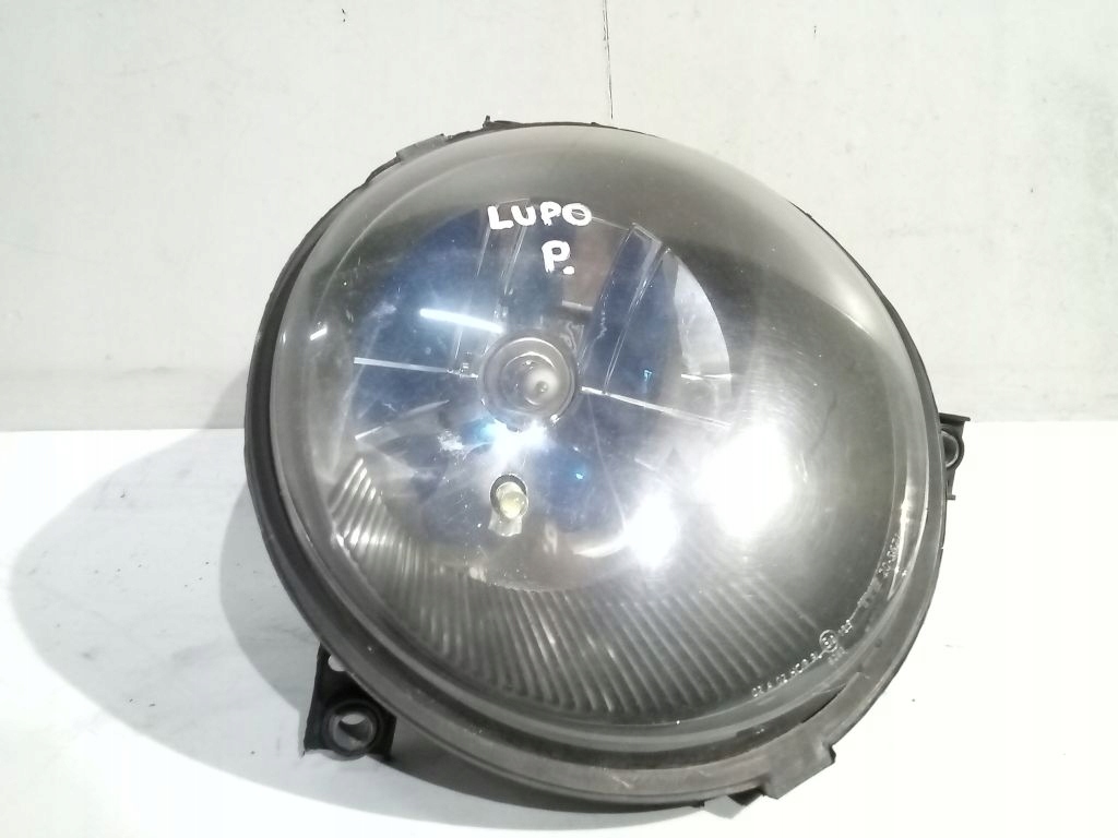VW Lupo light right front front